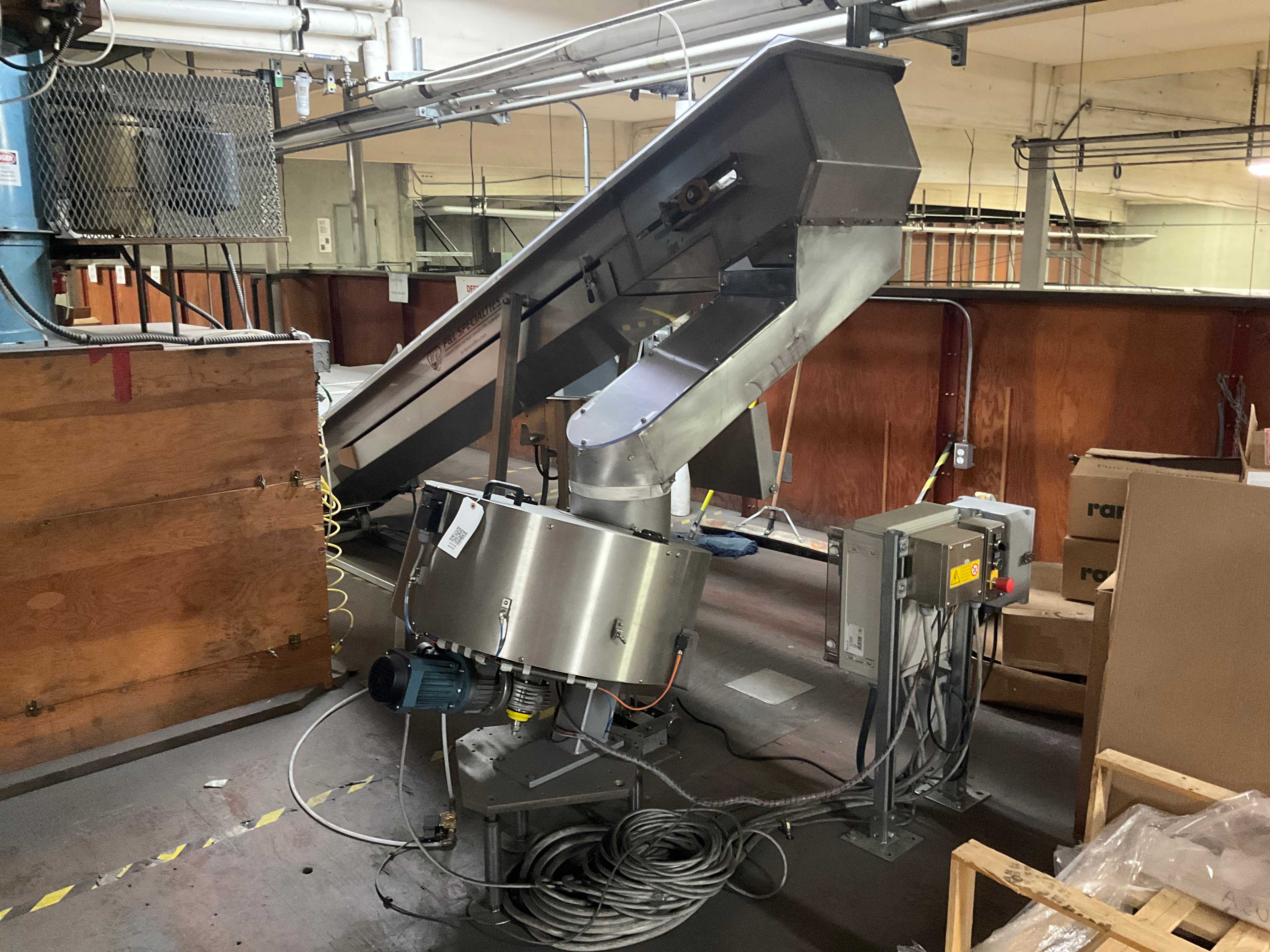 2008 BERTOLASO AM700 CAPSULE FEEDER - FOOD & BEVERAGE