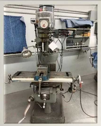 BRIDGEPORT SERIES I VERTICAL KNEE MILL J-HEAD, 1.5HP 460V 3PH, 80-2720RPM - VERTICAL MILLING MACHINES