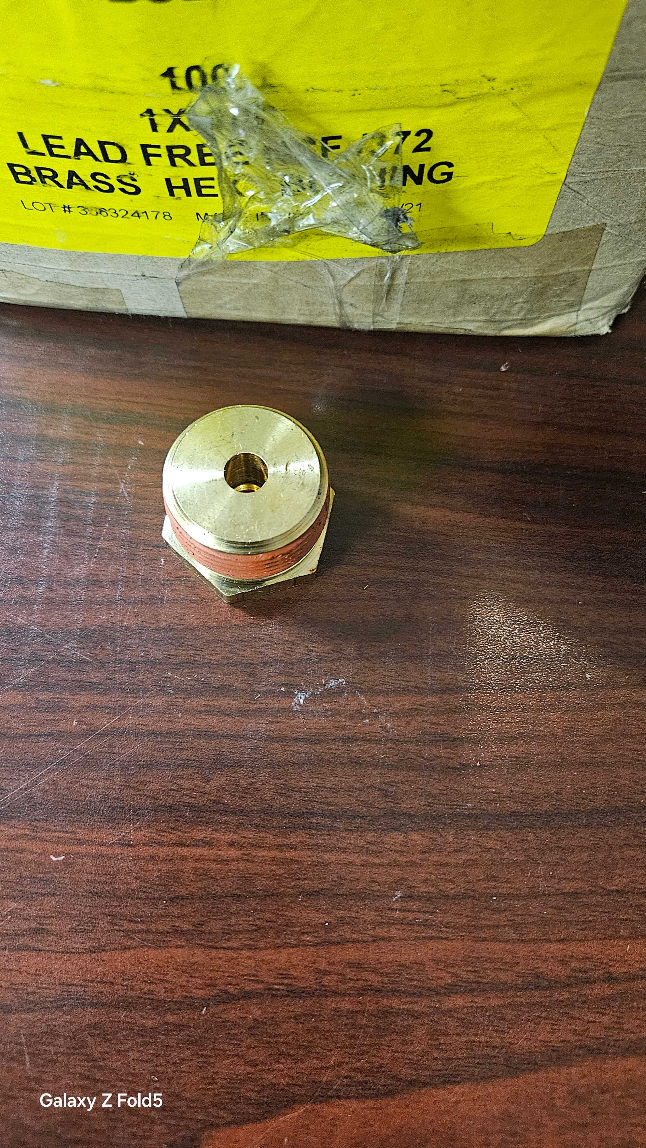 1" MALE PIPE THREAD X 1/8" FEMALE NPT BRASS REDUCING BUSHING-CASE OF 10 - PIPE REDUCER