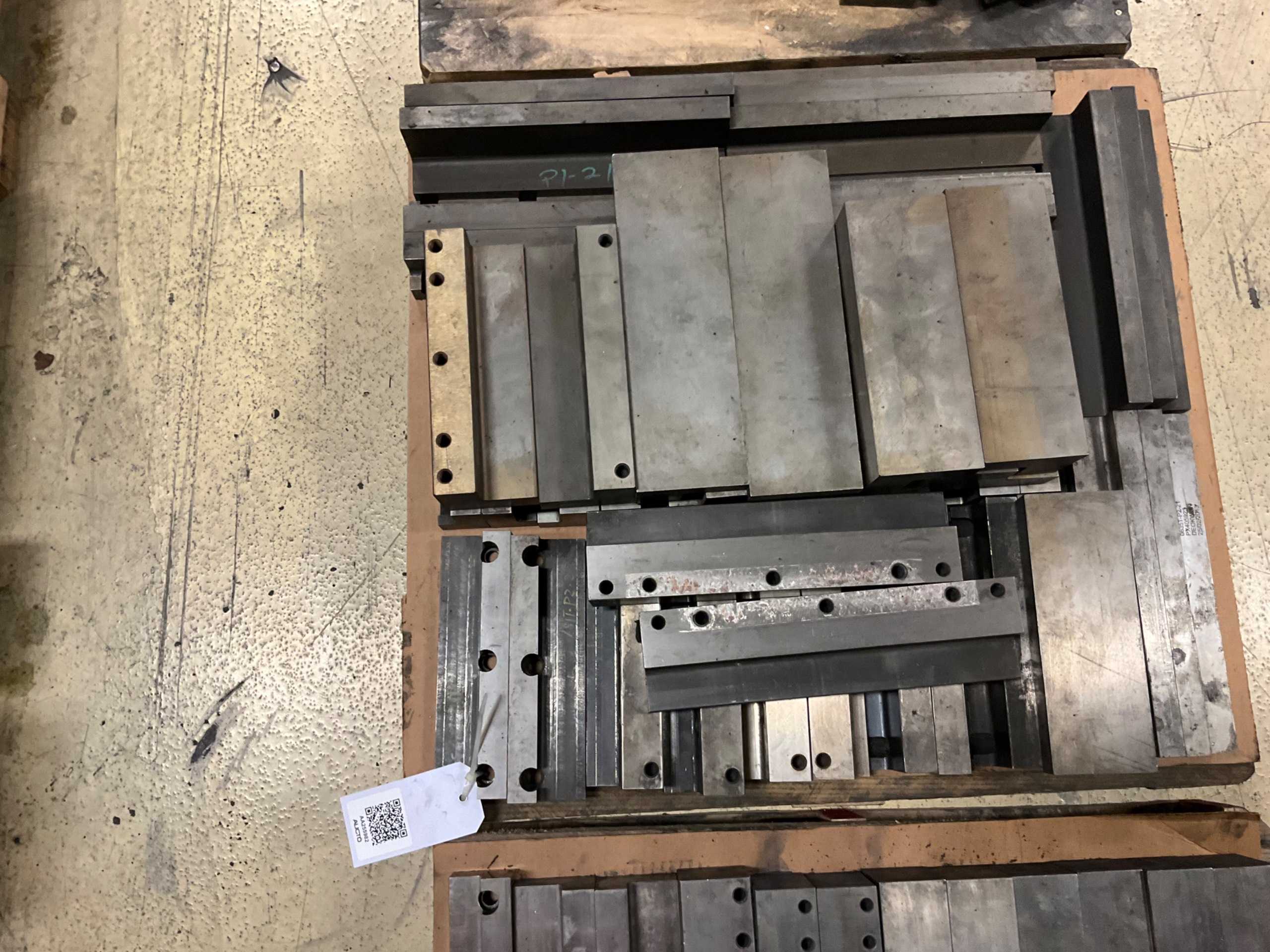 BULK QTY OF PRESS PARTS BULK QTY OF PRESS PARTS