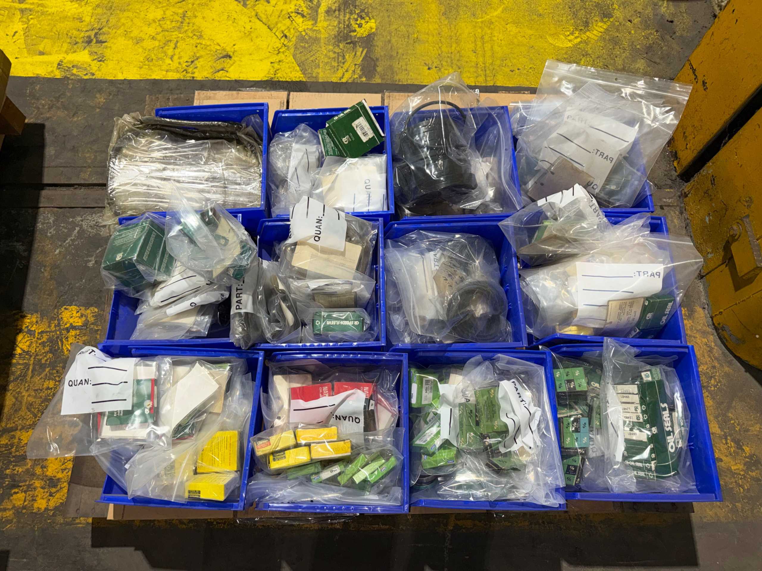 BULK QTY OF SEALS - SEALS