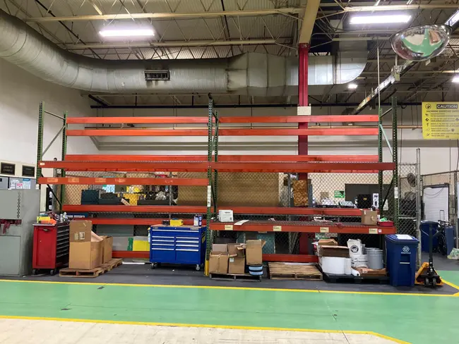 BULK QTY OF PALLET RACKING - undefined