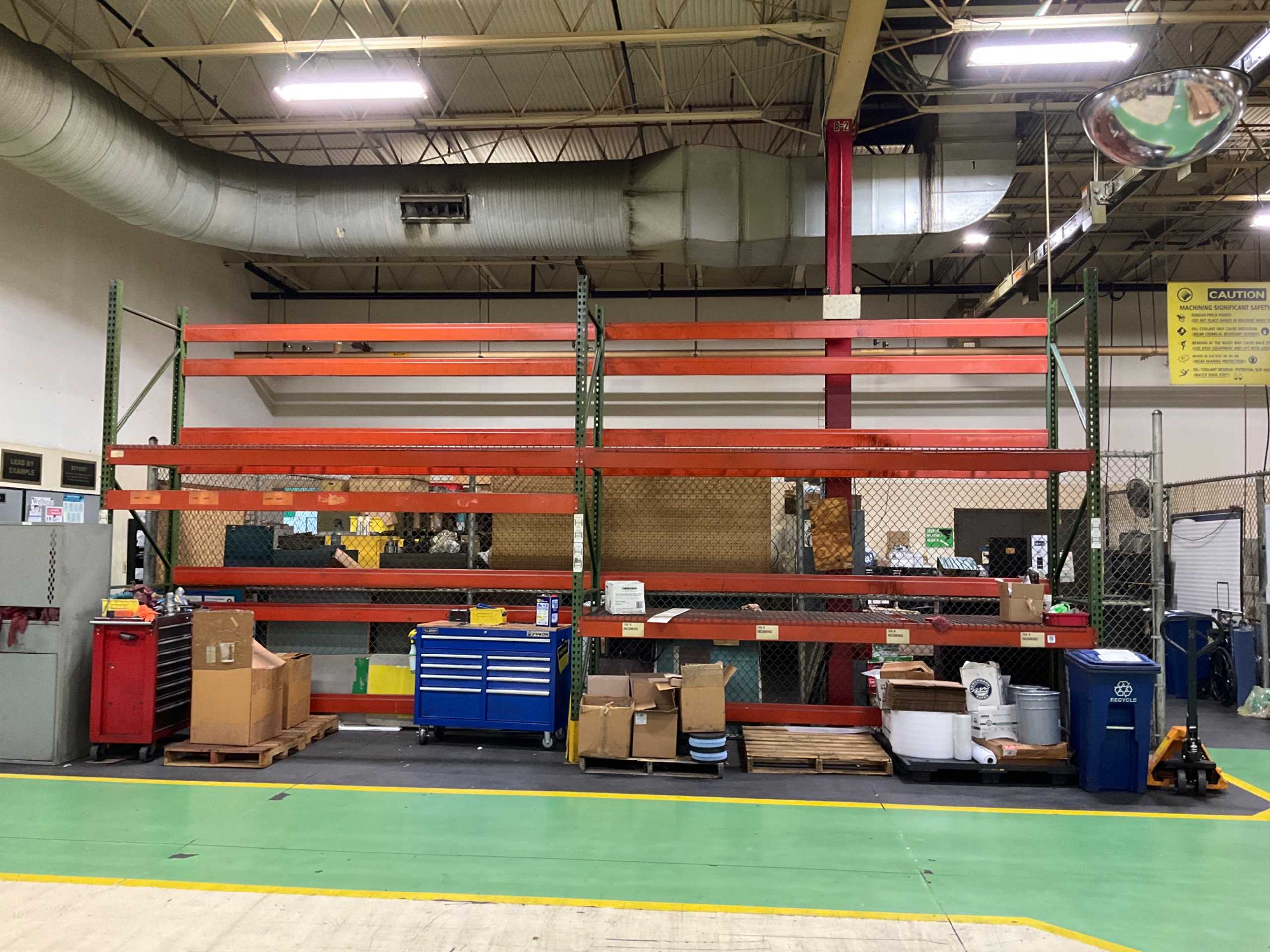 BULK QTY OF PALLET RACKING - PALLET RACKING