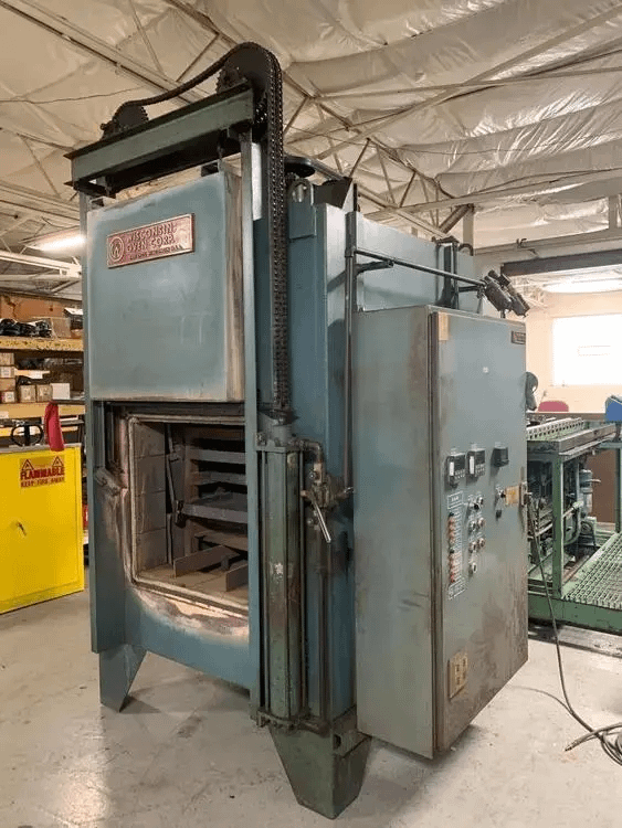 WISCONSIN OVEN SDB-436-12G GAS BATCH FURNACE 1250F 24X36X18H 185KBTU 480V - TEMPERING FURNACE
