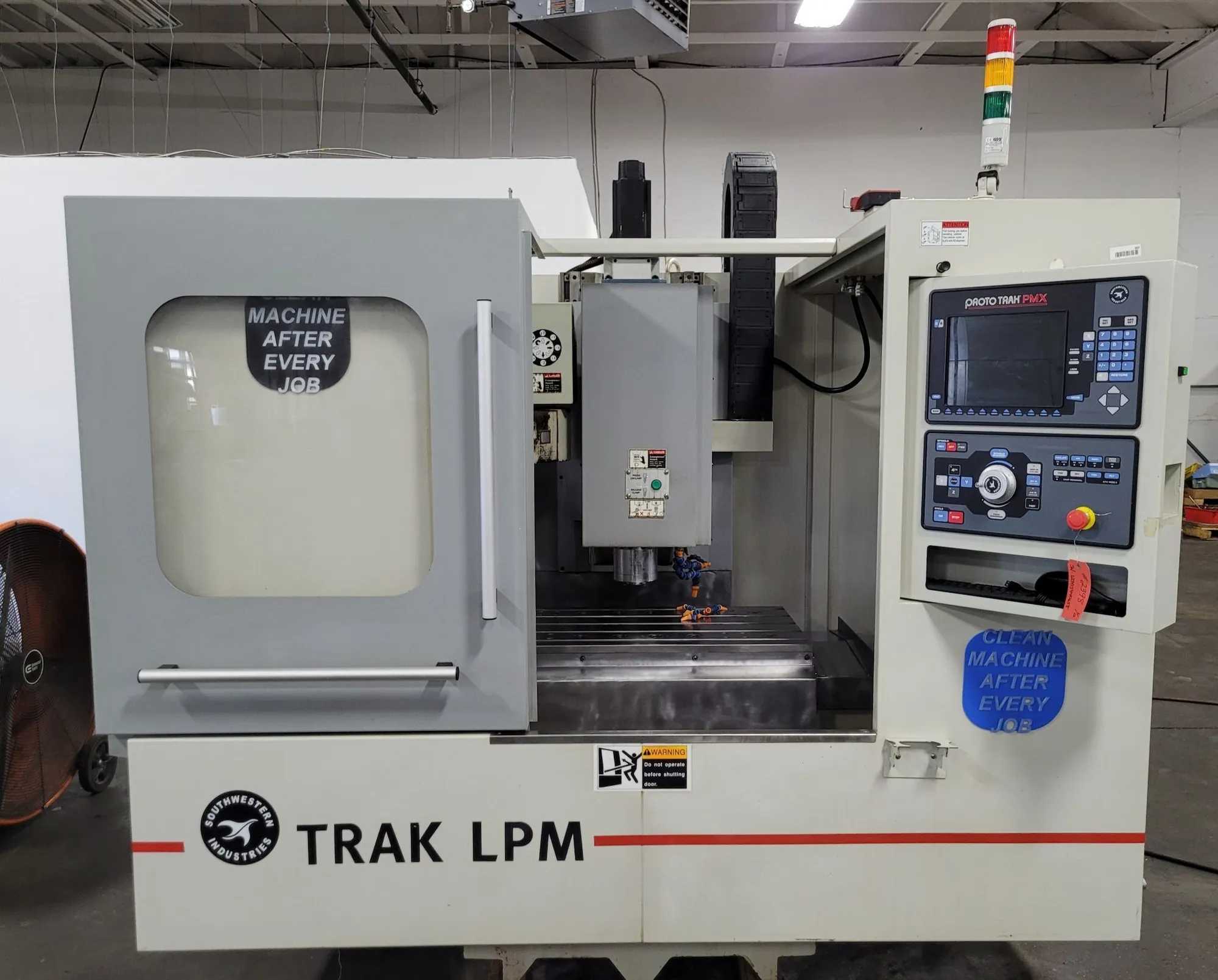 SOUTHWESTERN INDUSTRIES TRAK LPM 3-AXIS CNC VMC - 8,000 RPM, 15 HP, 35.4" X 19.6" TABLE - VERTICAL MACHINING CENTERS