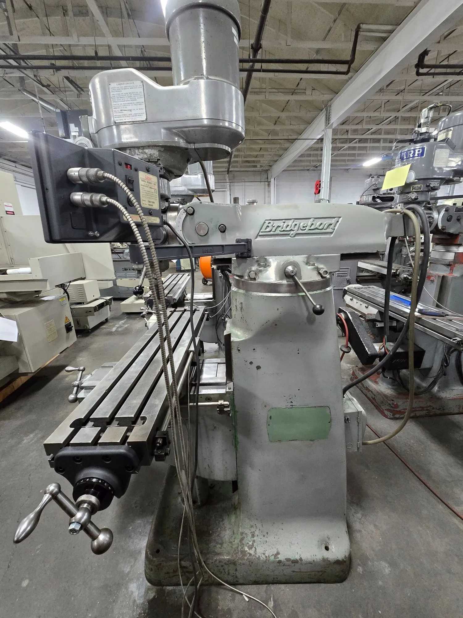 NA BRIDGEPORT SERIES 1 VERTICAL MILL 1.5 HP VS 42X9IN TABLE 750LB CAP 208/230/460V 3PH - VERTICAL MILLING MACHINES