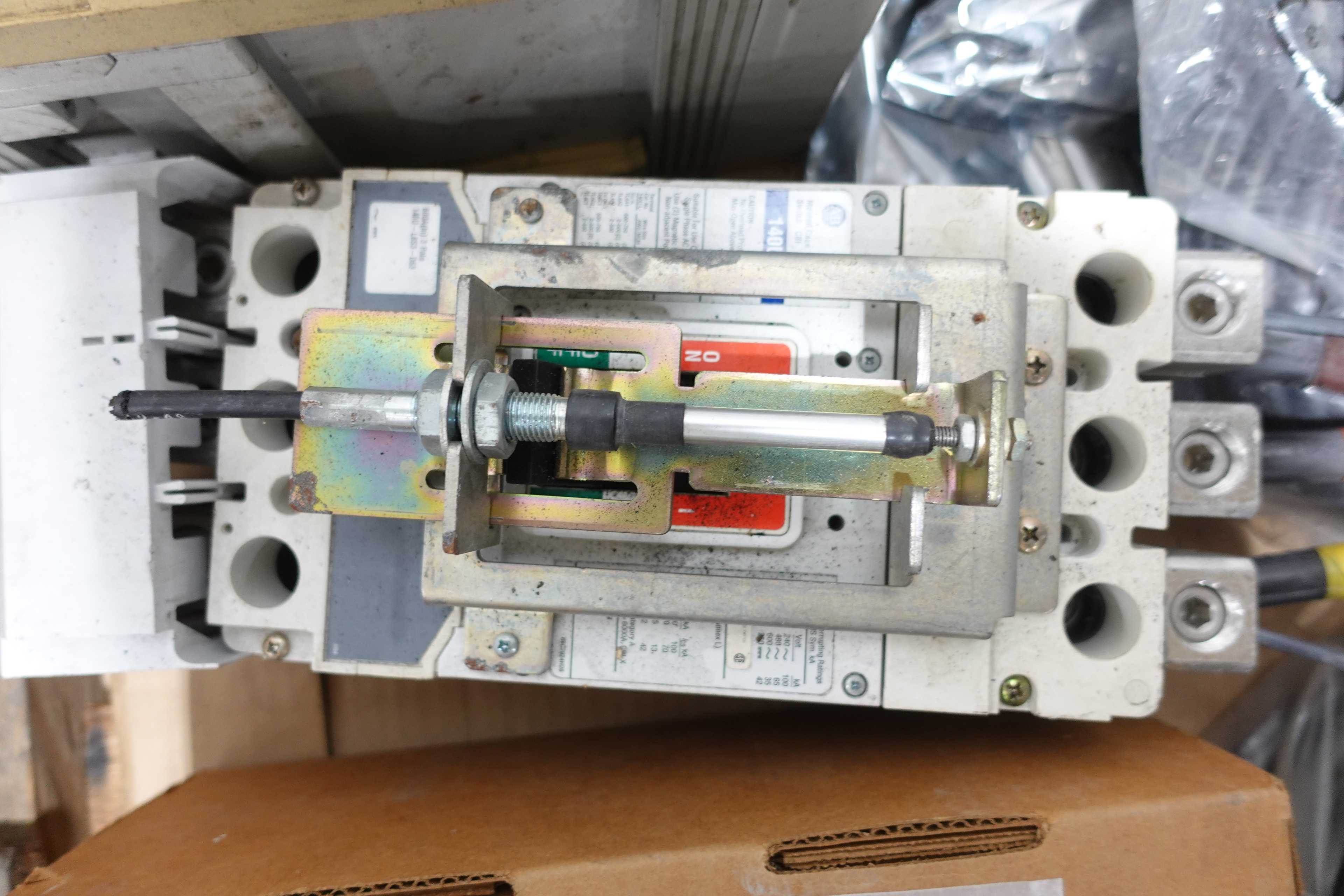 5 PALLETS OF ASSORTED ELECTRICAL - ELECTRICAL COMPONENTS