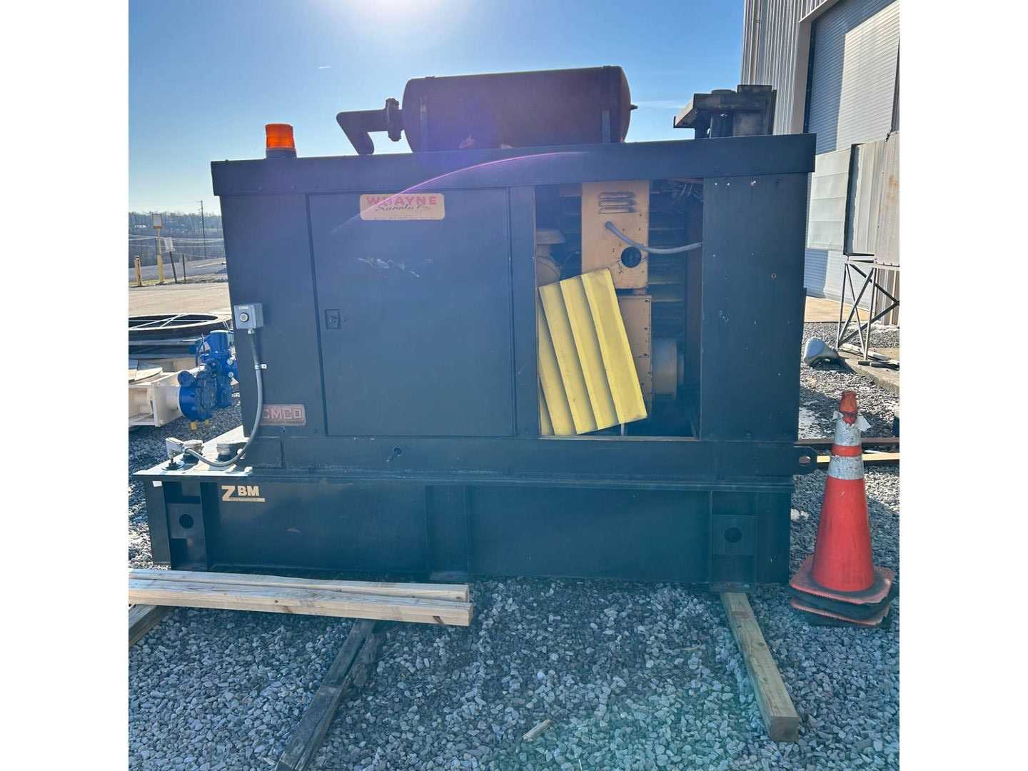 WHAYNE SUPPLY CO ZBM POWER GENERATOR - POWER GENERATORS