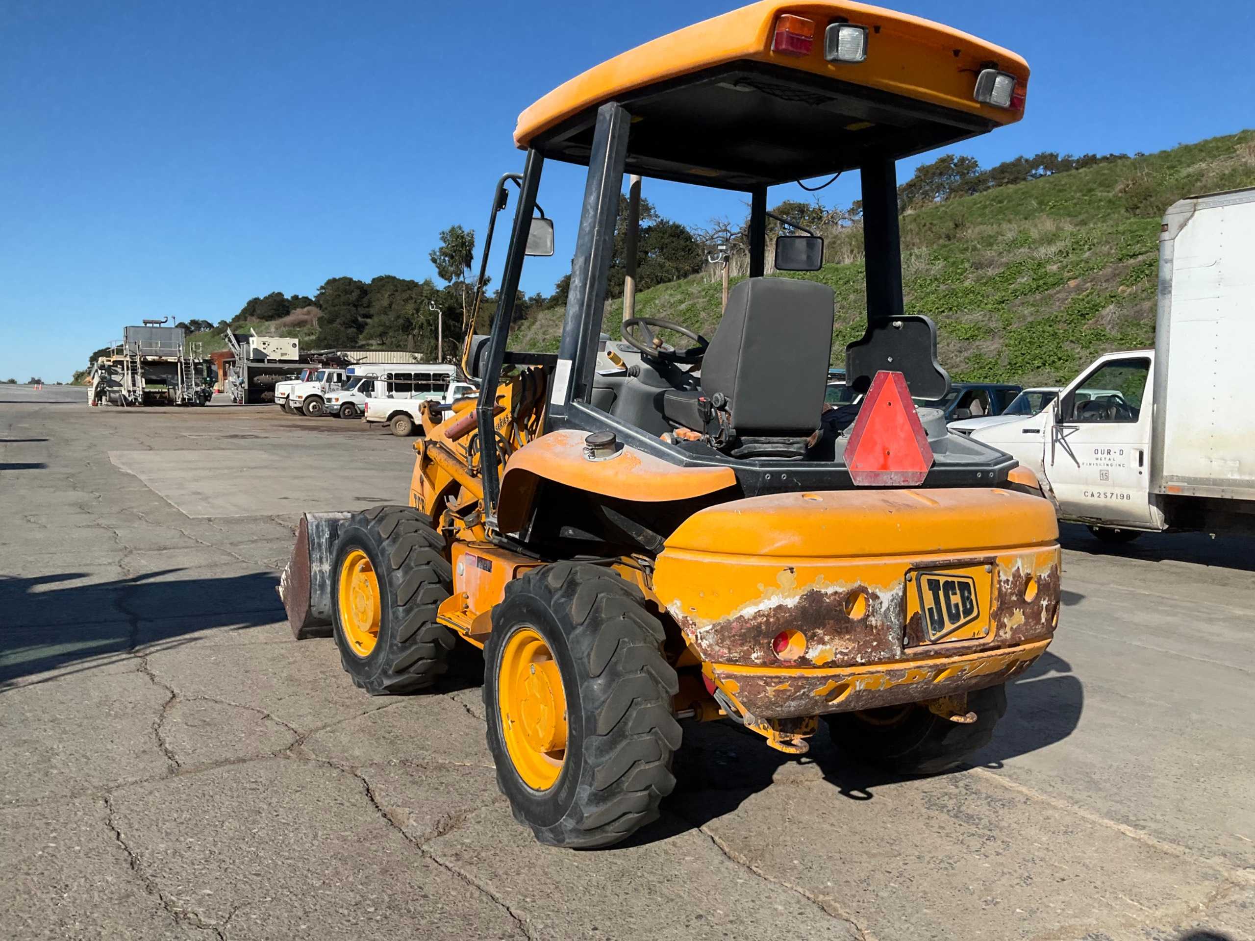 JCB 210SL WHEEL LOADER - WHEEL LOADER