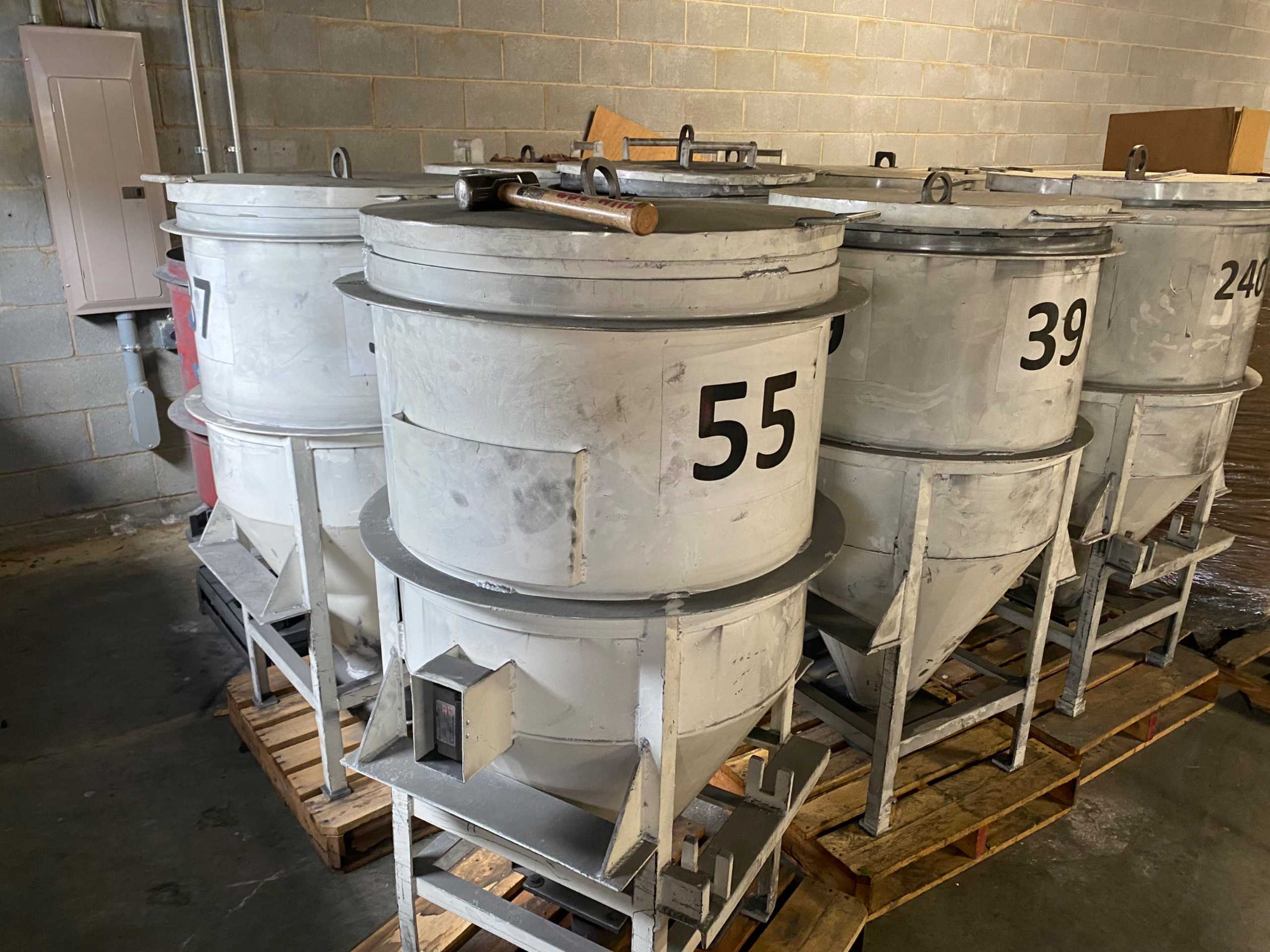 QTY 8: BLENDING DRUMS - STORAGE & HANDLING EQUIPMENT