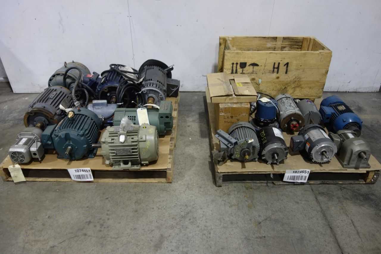 SKU 1074651- 2 PALLETS OF ASSORTED ELECTRICAL MOTORS AND ACCESSORIES - ELECTRIC MOTORS