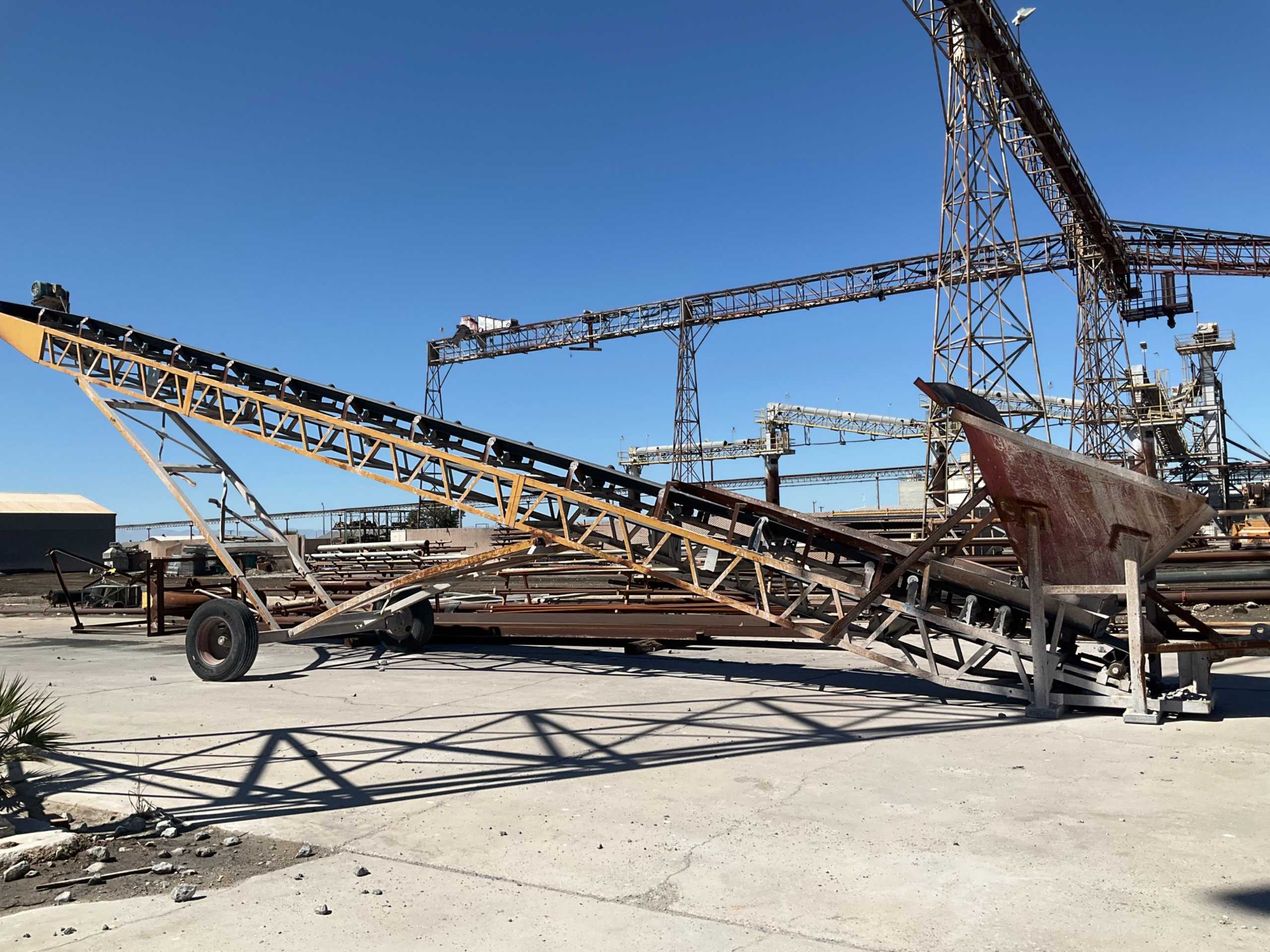 MOBILE STACKING BELT CONVEYOR - BELT CONVEYOR