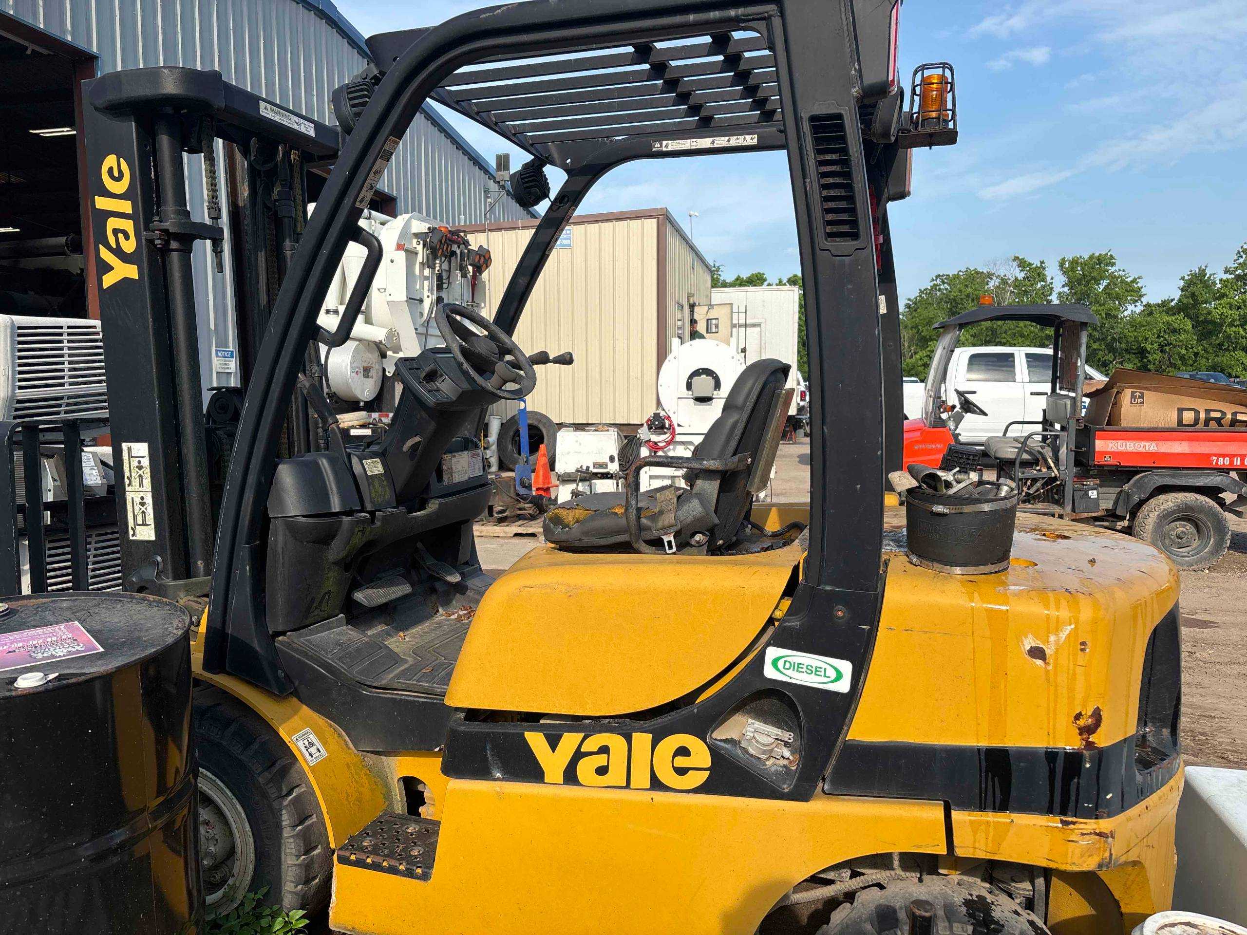 2016 YALE GDP050VXNYSE084 SIT-DOWN FORKLIFT - SIT-DOWN FORKLIFTS