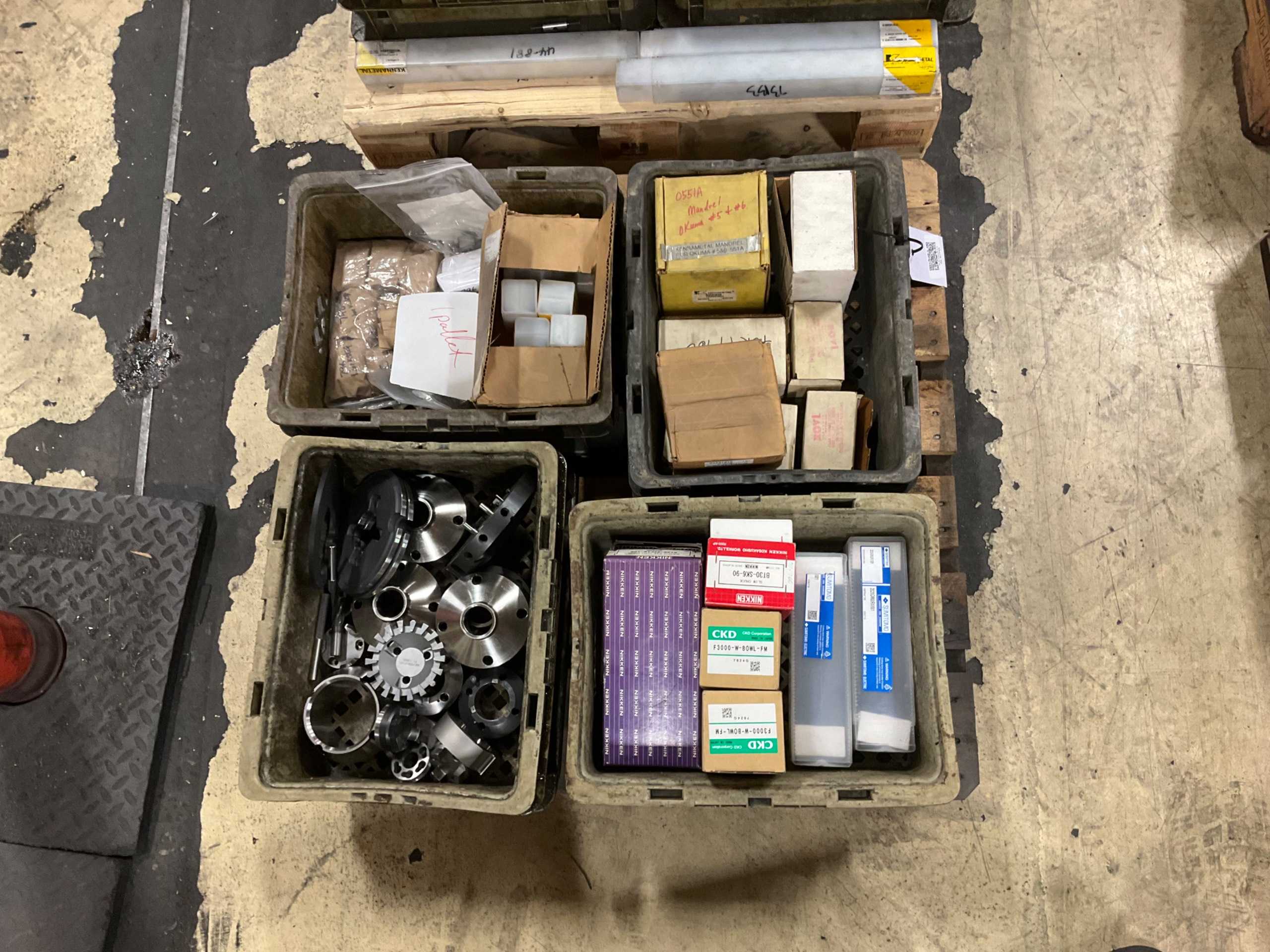 BULK QTY OF INDUSTRIAL PARTS