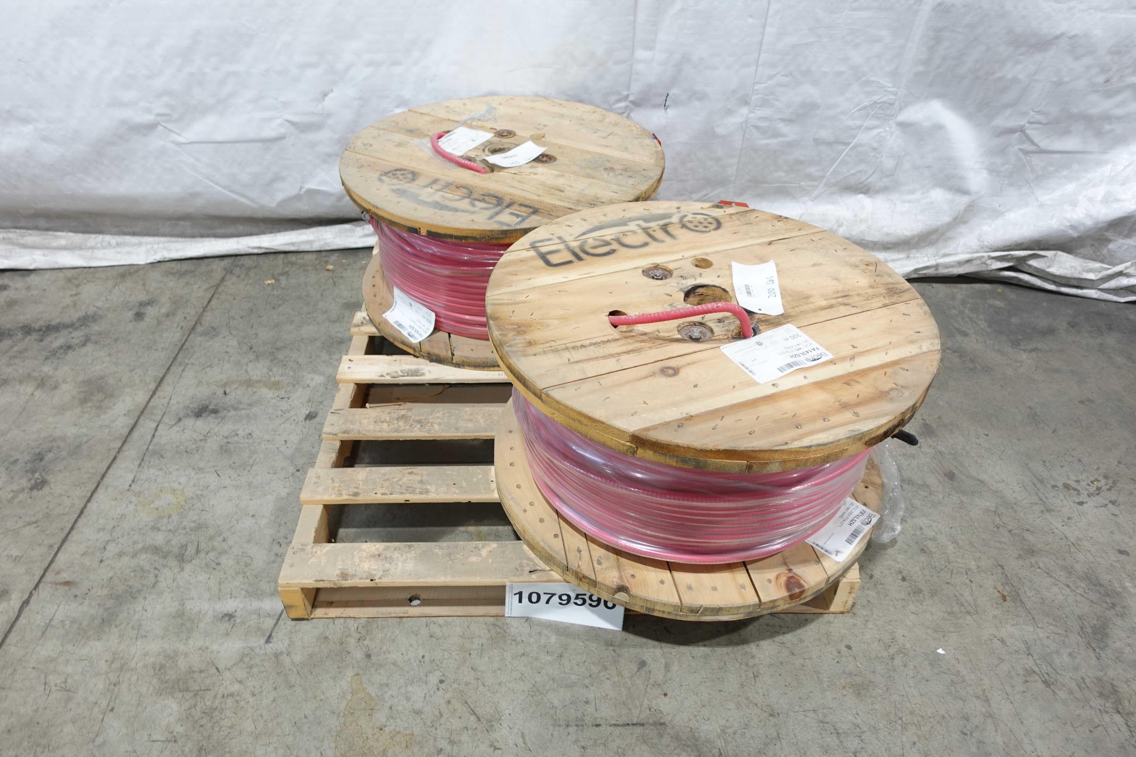 SKU 1079596 - LOT OF 2 SPOOLS OF ELECTRO FA143LSZH ACIC 300V FT4-ST1 3C 14/1AWG 300M WIRE - ELECTRICAL WIRE