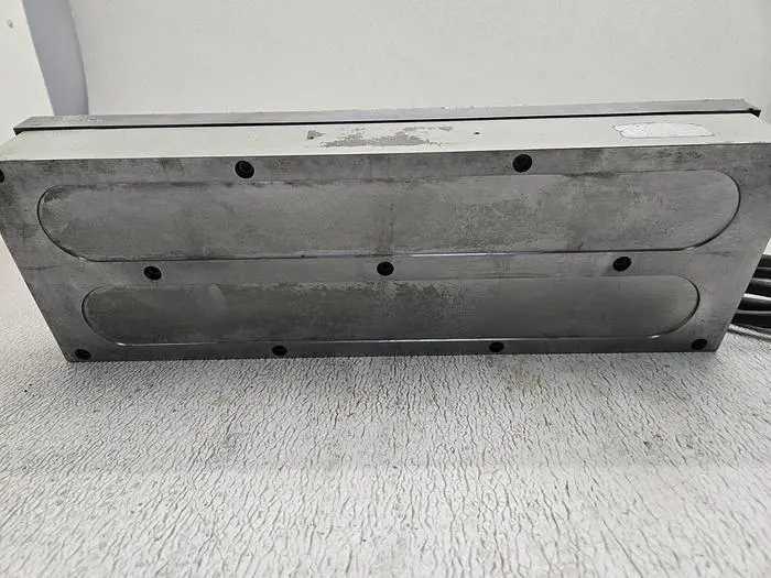 WALKER 6" X 18" LBP FINE POLE ELECTROMAGNETIC GRINDING CHUCK, POWERFUL HOLDING, SMALL PARTS - MACHINE TOOLING