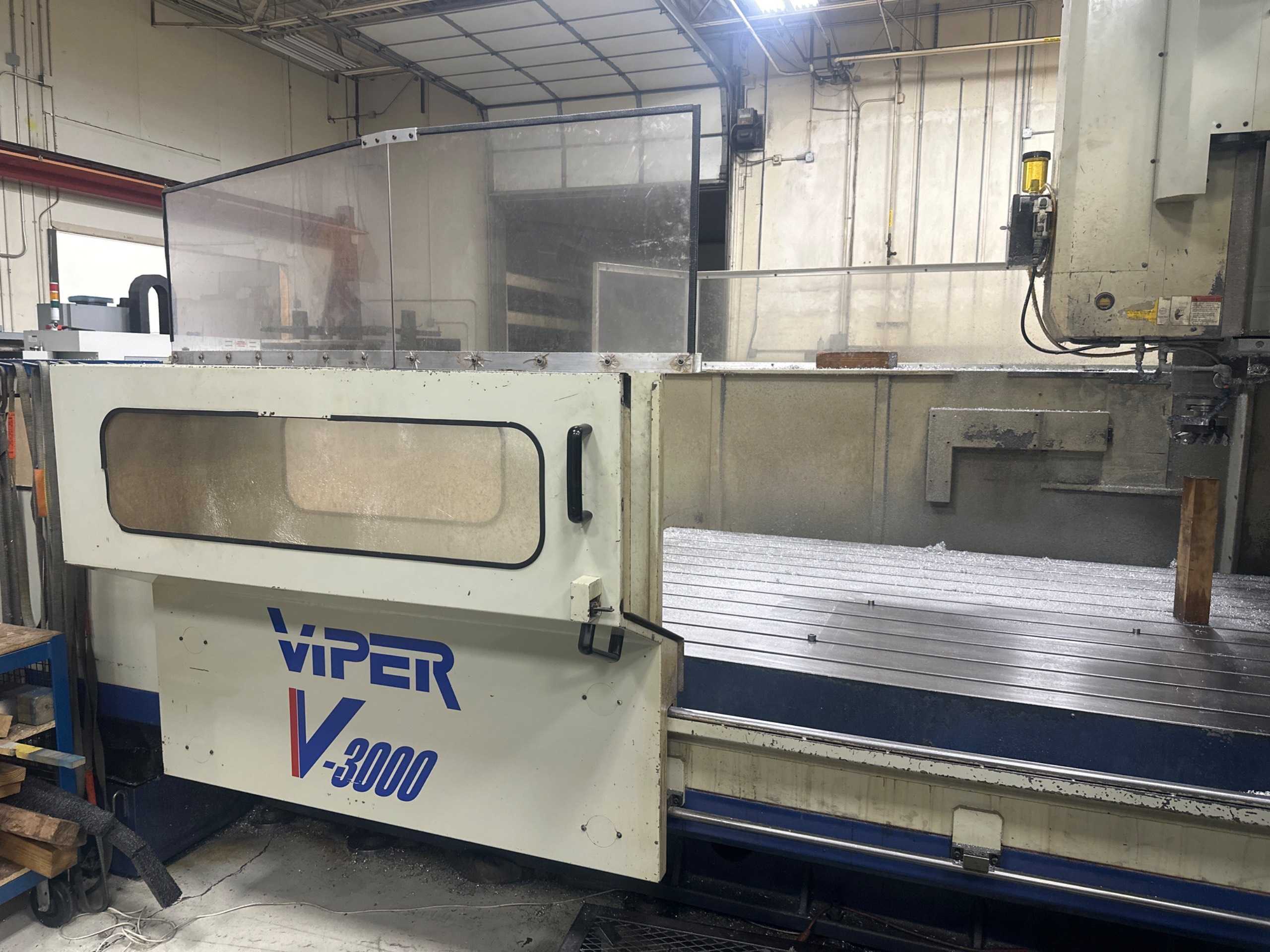 2000 MIGHTY VIPER VMC-B3000 BRIDGE-STYLE VMC, 3000X2100X1070MM, 6000 RPM, #50 TAPER, GEARBOX - VERTICAL MACHINING CENTERS
