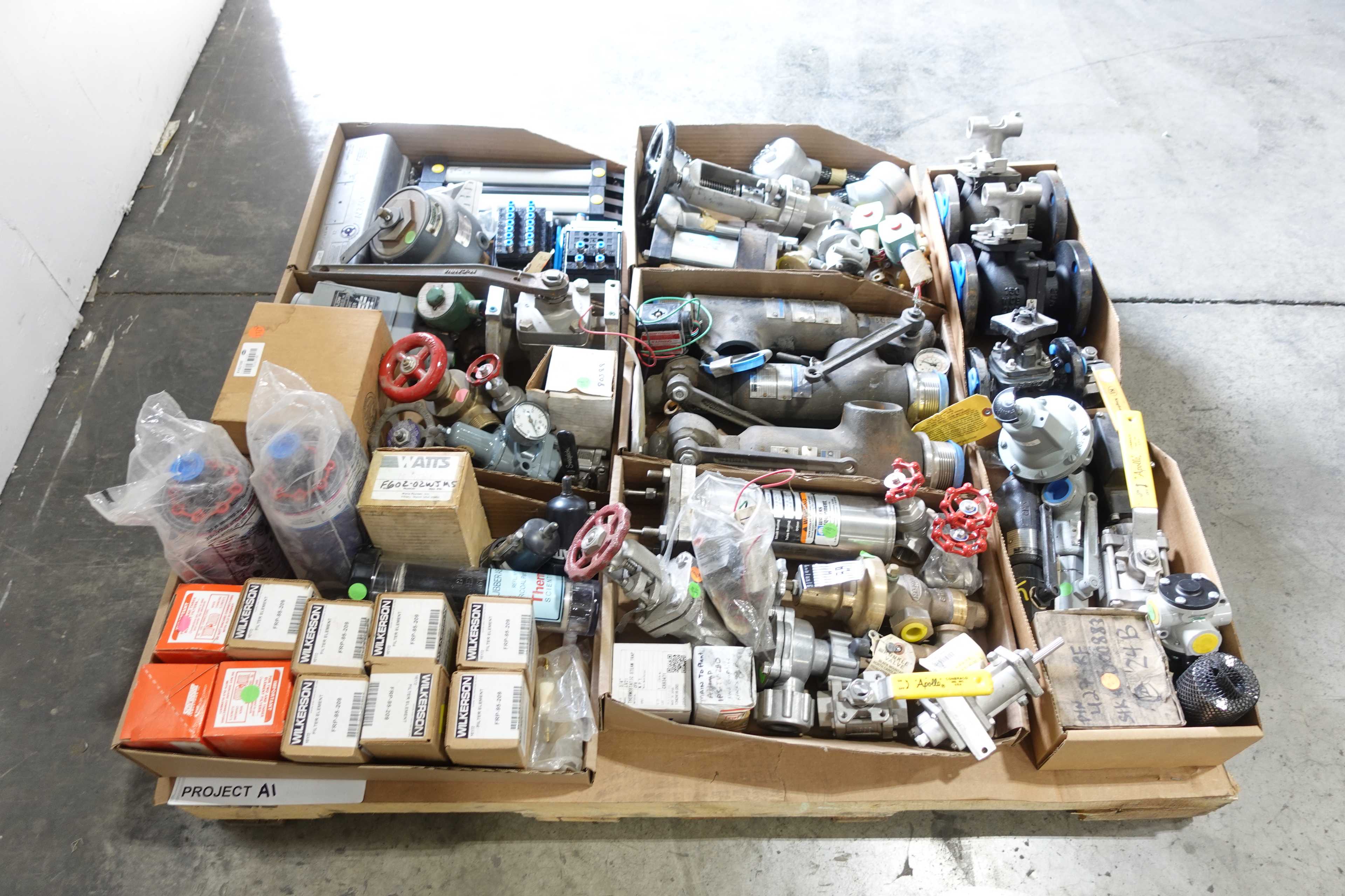 PALLET OF ASSORTED VALVES AND VALVE PARTS - VALVE PARTS & ACCESSORIES