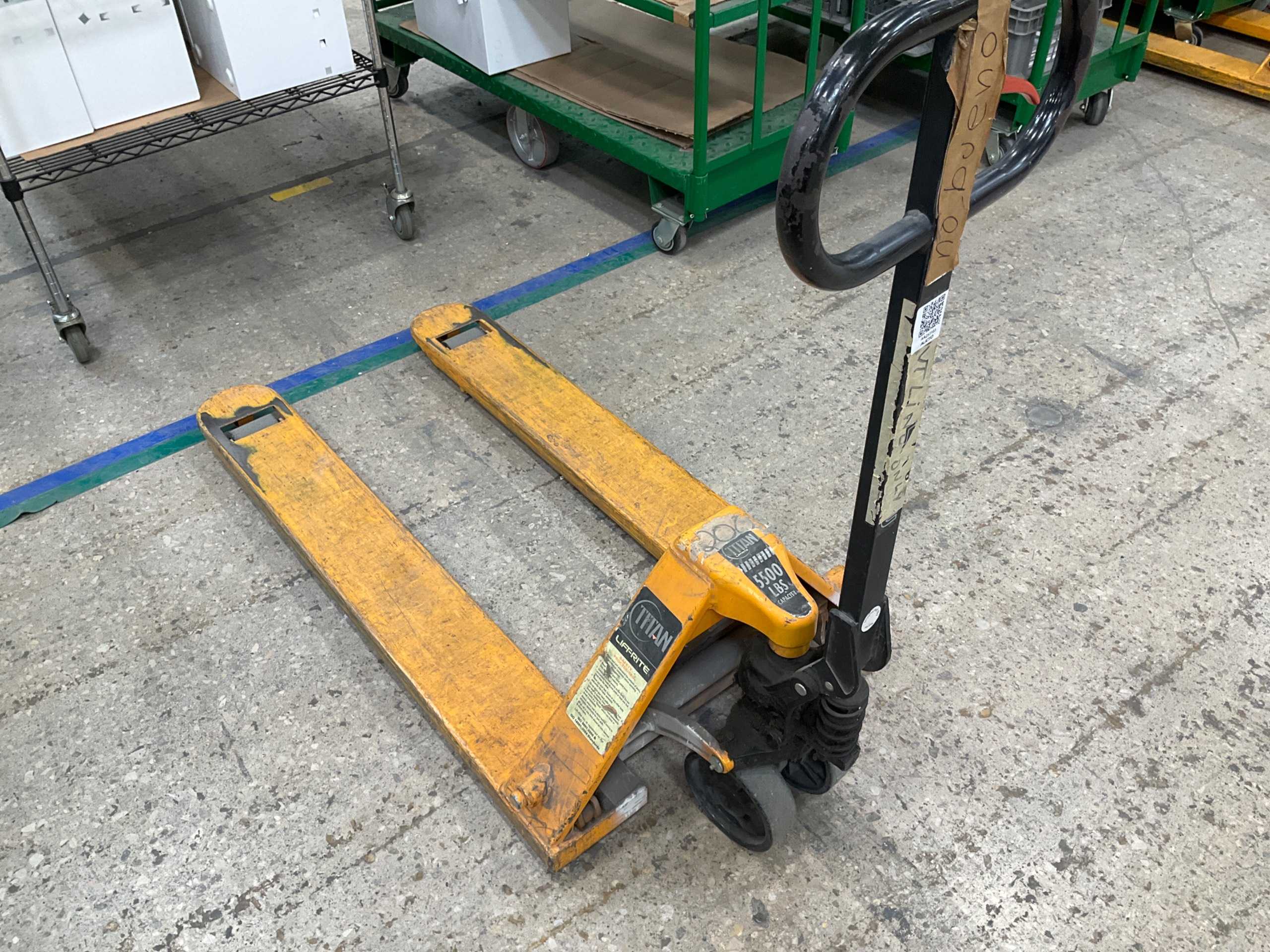LIFT RITE TITAN MANUAL PALLET JACK - MANUAL PALLET JACKS