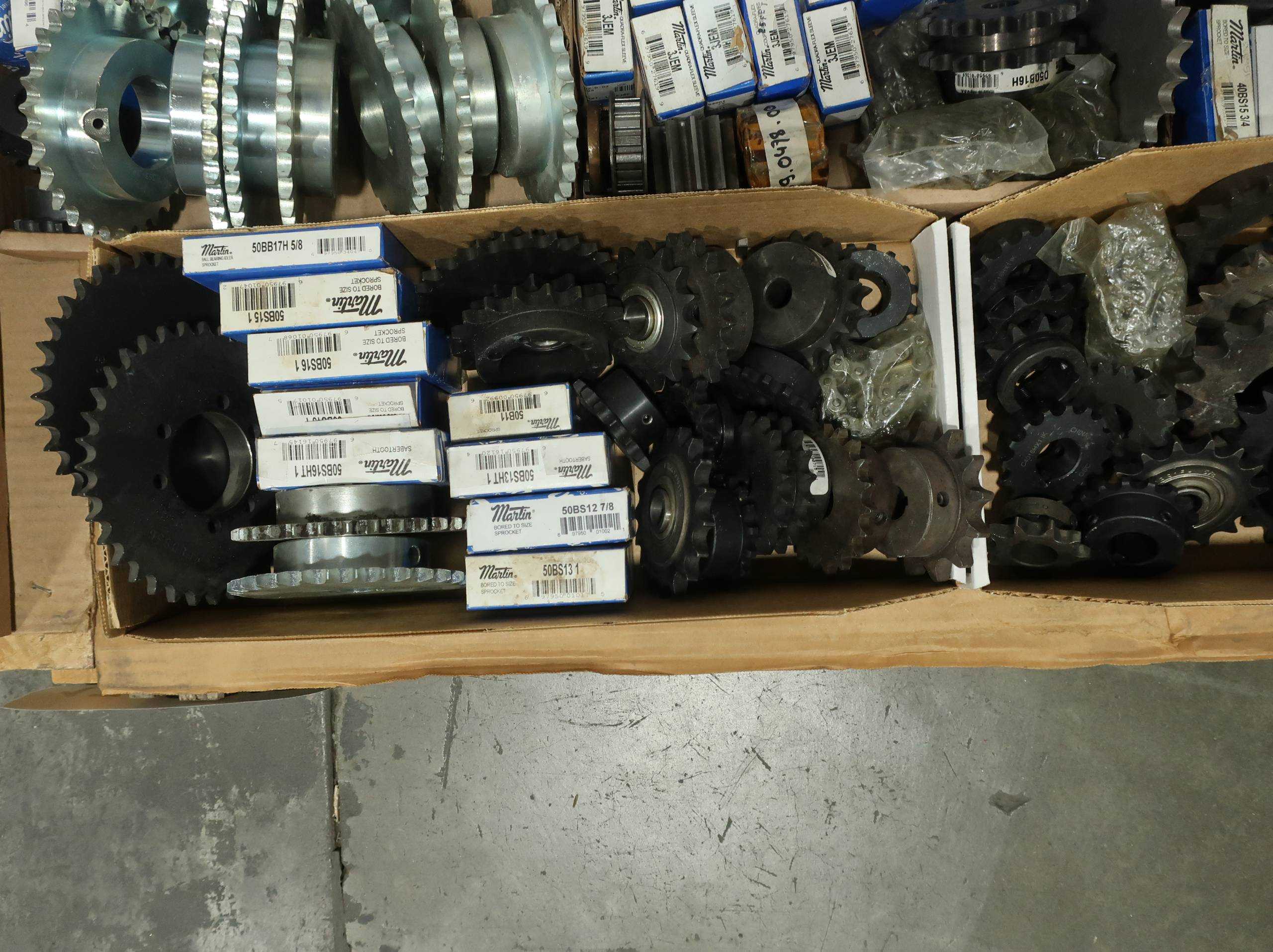 SKU 1760848- 4 PALLETS OF ASSORTED POWER TRANSMISSION - POWER TRANSMISSION