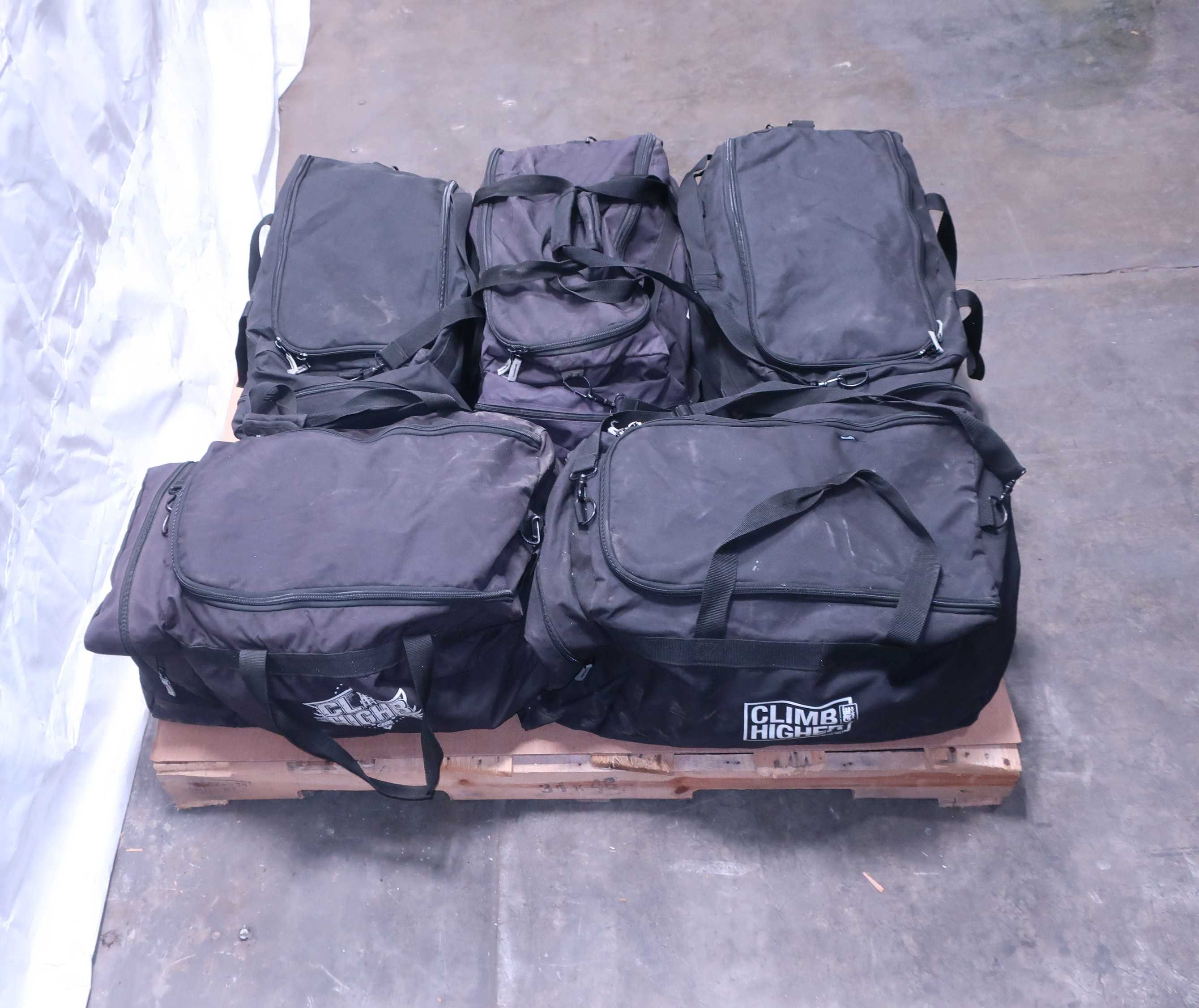 LOT OF 5 RIGGING DUFFLE BAGS - LIFTING EQUIPMENT