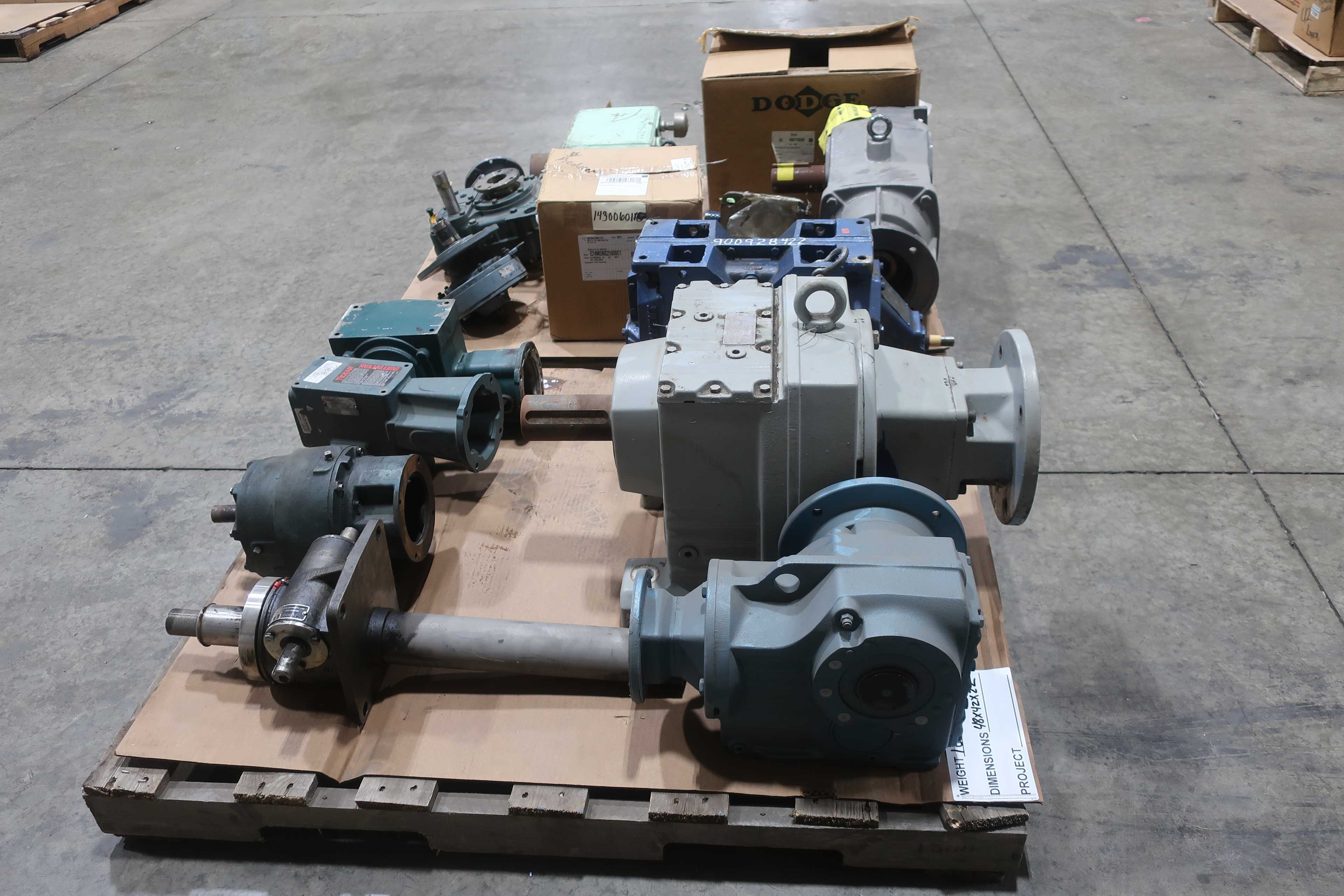 2 PALLETS OF ASSORTED GEAR REDUCERS - GEAR REDUCERS
