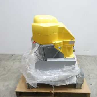 SKU 1744174 - FANUC A05B-1522-B204 M-1IA/0.5SL A05B-2651-B421 R-30IB MATE ROBOT - INDUSTRIAL ROBOTS
