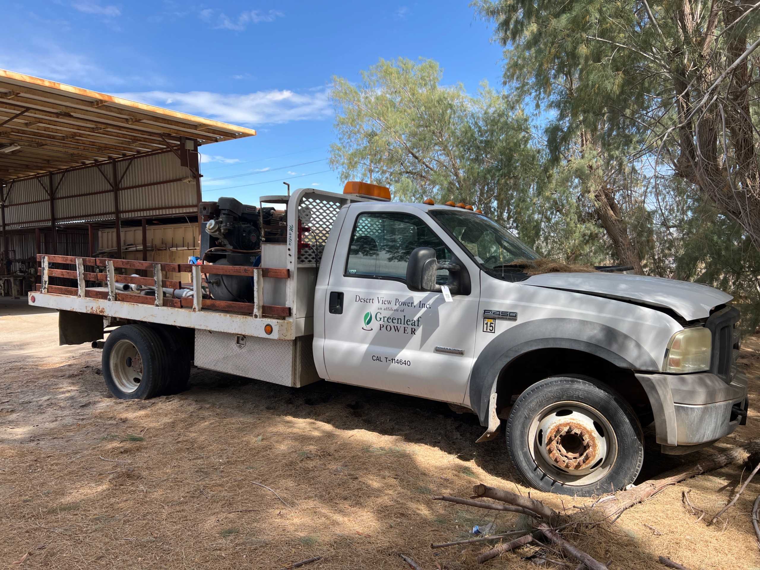 2005 FORD F-450 XL SUPER DUTY PICKUP TRUCK - PICKUP TRUCKS