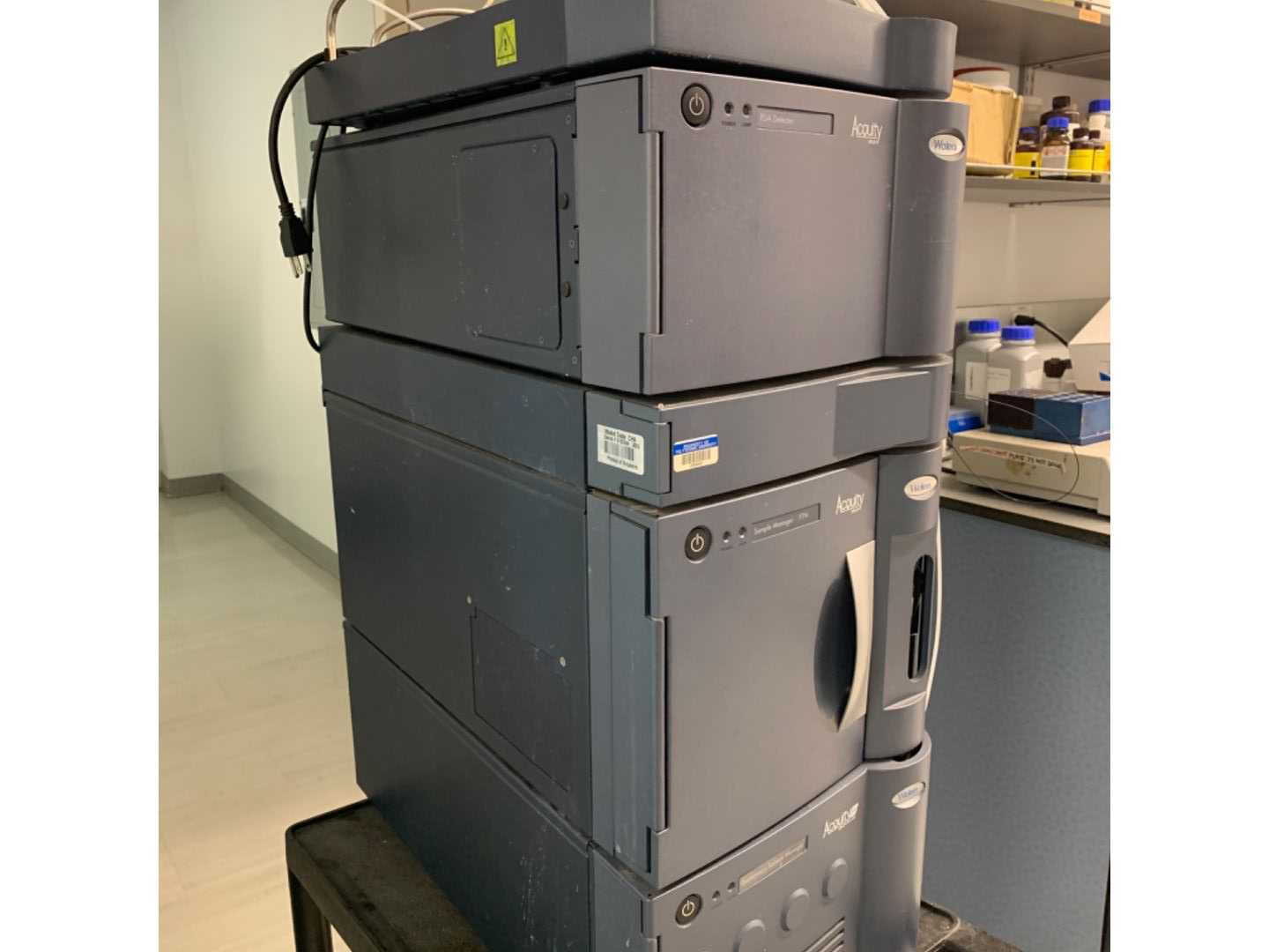 WATERS ACQUITY UPLC H-CLASS PLUS CHROMATOGRAPHY SYSTEM - LAB & SCIENTIFIC