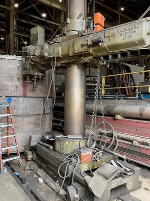 KAUKAUNA 140U PORTABLE UNIVERSAL DRILL & TAPPING MACHINE, 8' ARM, 10 HP, 48500 LBS - RADIAL ARM DRILLING MACHINES