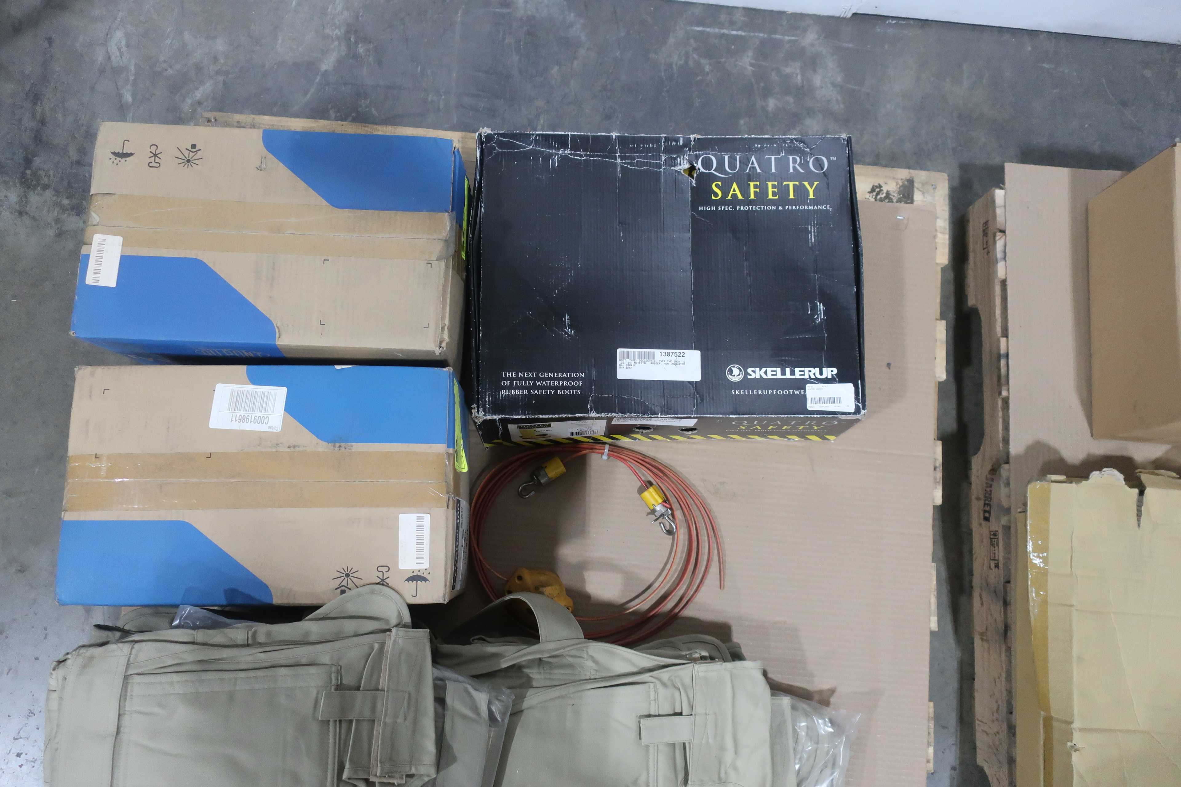 SKU 1738082 - 4 PALLETS OF ASSORTED SAFETY EQUIPMENT - SAFETY EQUIPMENT