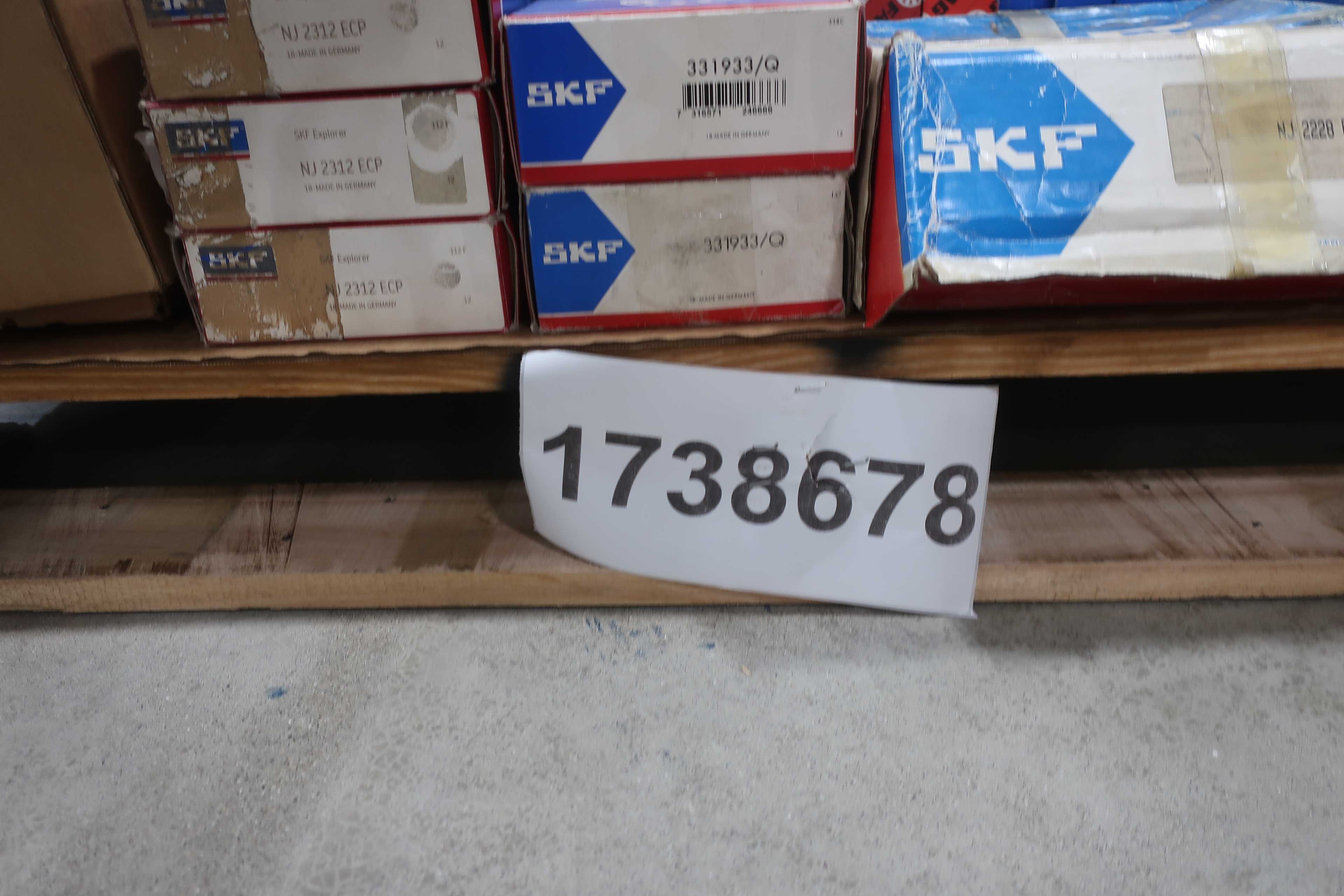 SKU 1738678 - PALLET OF ASSORTED BEARINGS NKE, TIMKEN, SKF, FAG, COOPER, INA - BEARINGS