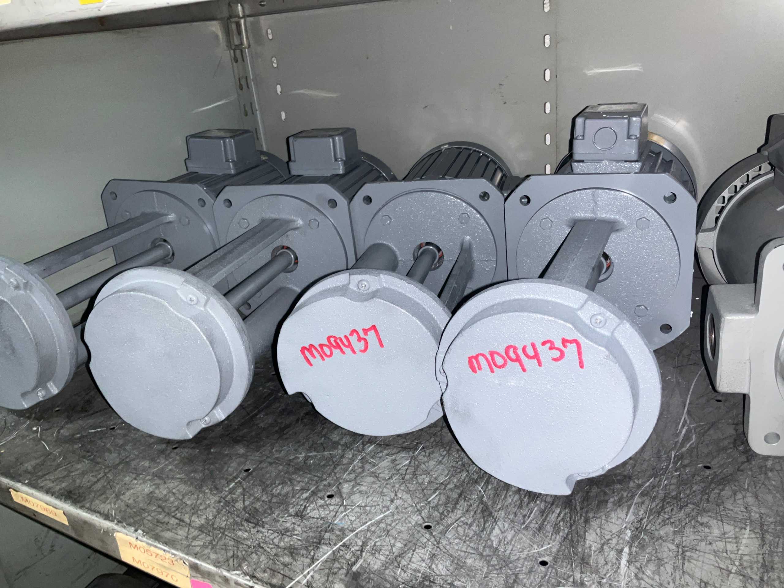 BULK QTY OF PUMPS & MOTORS - INDUSTRIAL PARTS