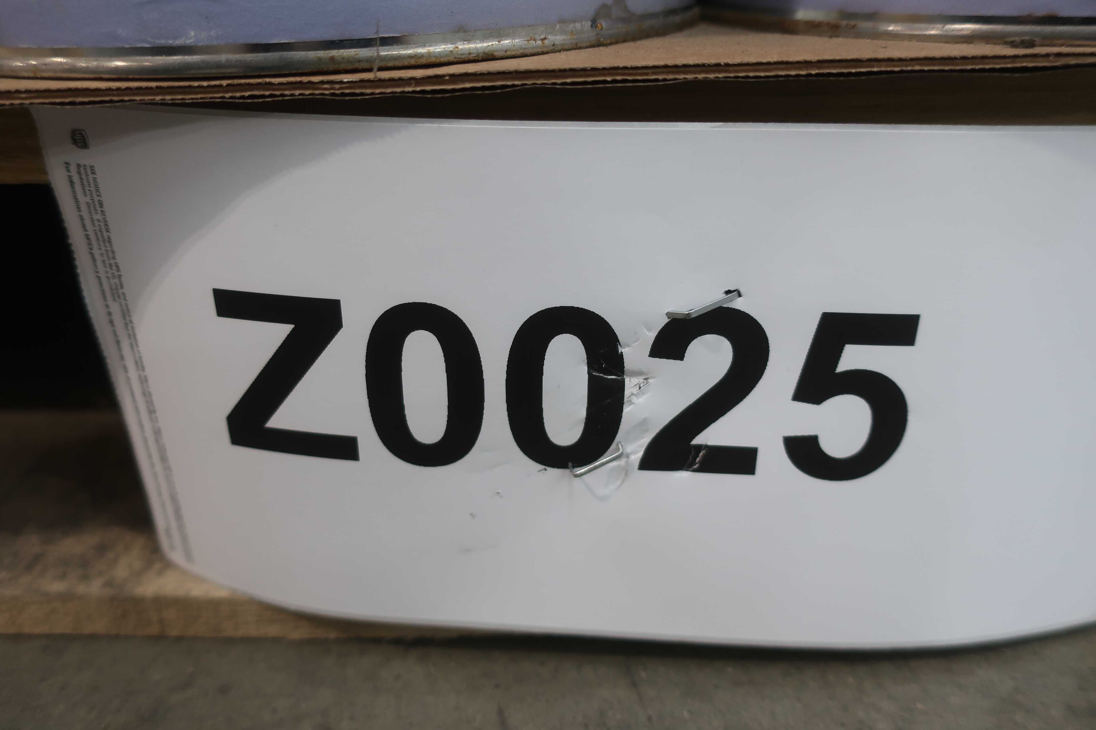 PALLET OF DEVOE DEVCHEM 253 HIGH PREFORMANCE COATING - PLANT & FACILITY EQUIPMENT