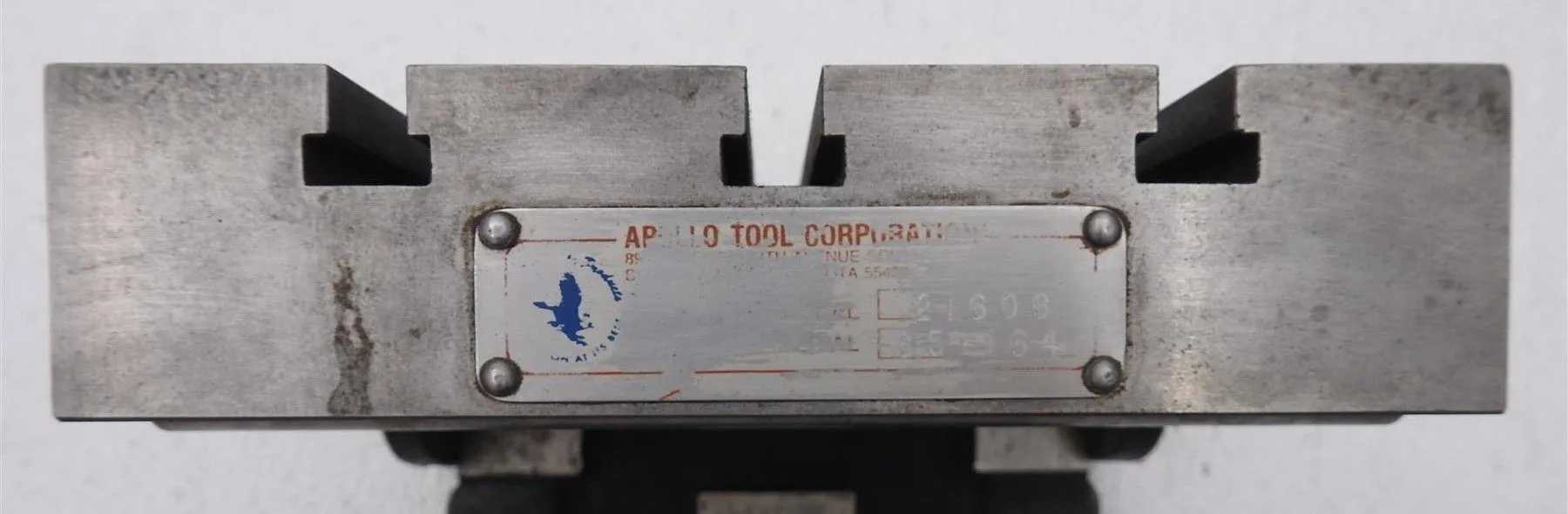 APOLLO TOOL SINE TILTING PLATE W/ T-SLOTTED TABLE, 6X6 INCHES - MACHINE TOOLING