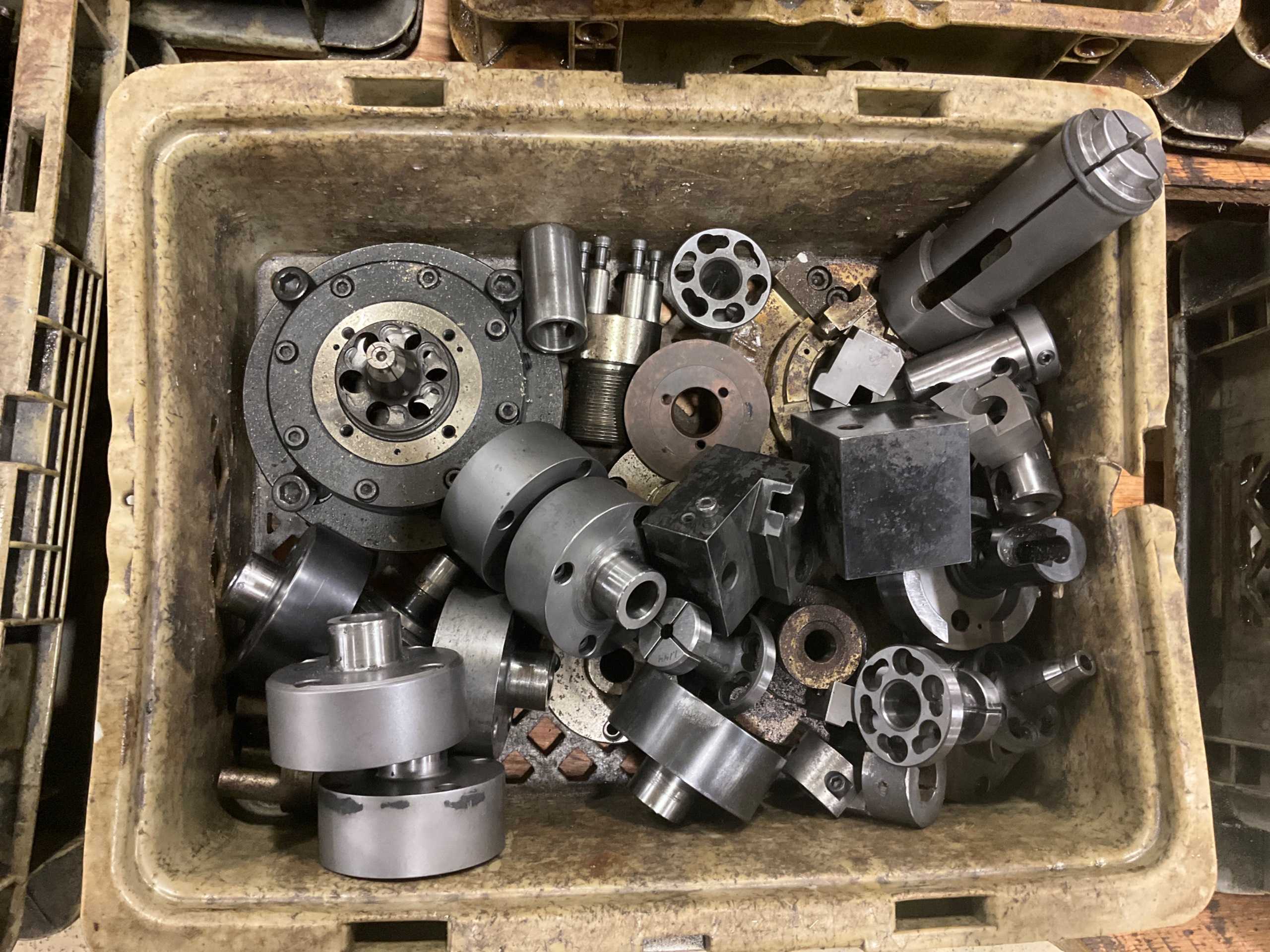 BULK QTY OF INDUSTRIAL PARTS - INDUSTRIAL PARTS