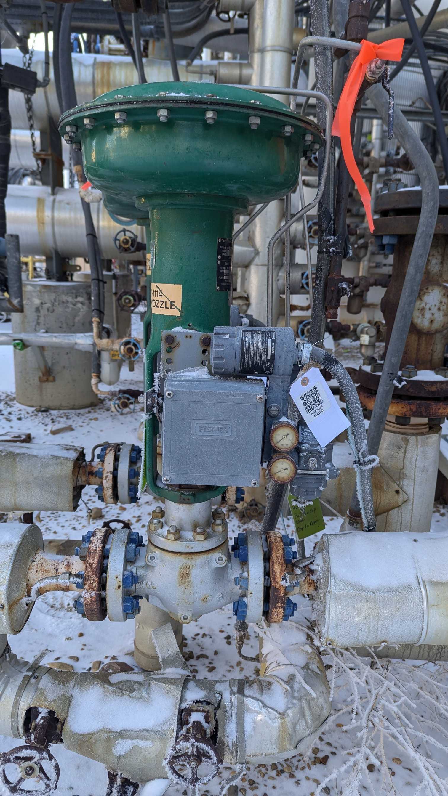 FISHER ET CONTROL VALVE & 657 ACTUATOR ASSEMBLY - VALVE & ACTUATOR ASSEMBLY