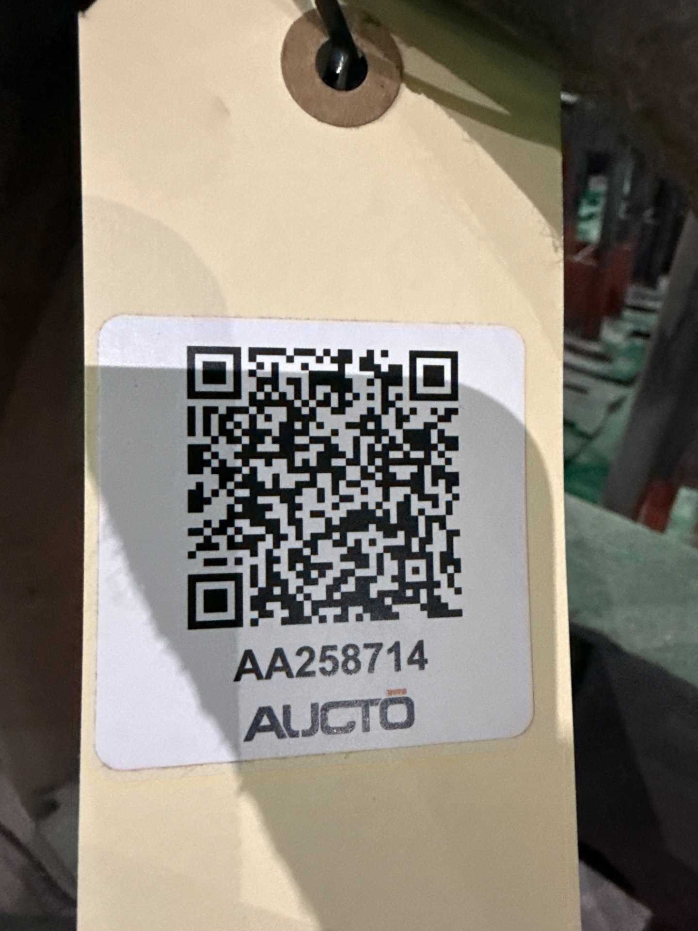 BULK QTY OF WIRE CARRIERS - WIRE MANUFACTURING EQUIPMENT