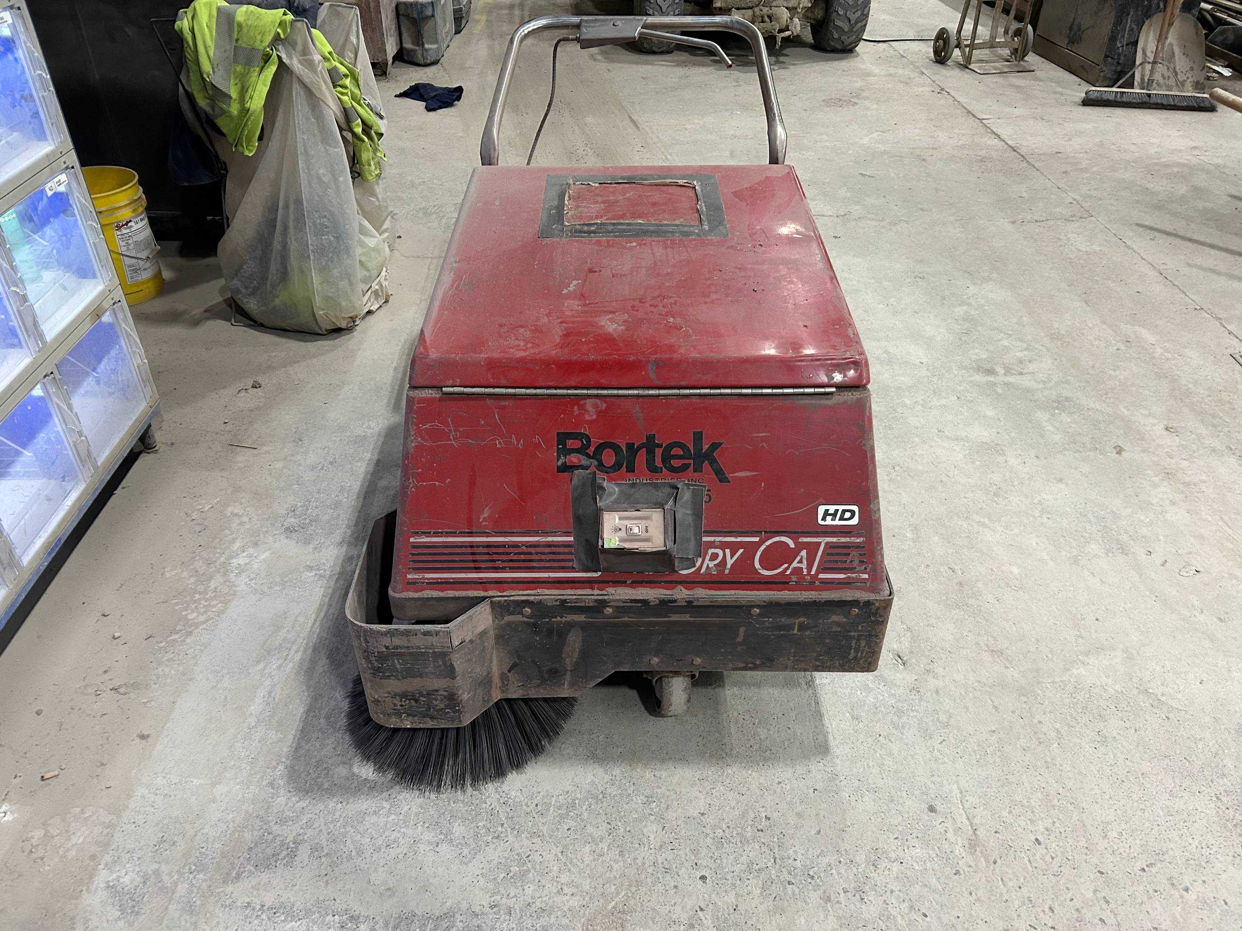 2018 BORTEK POWER BOSS 34 SWEEPER - SWEEPER