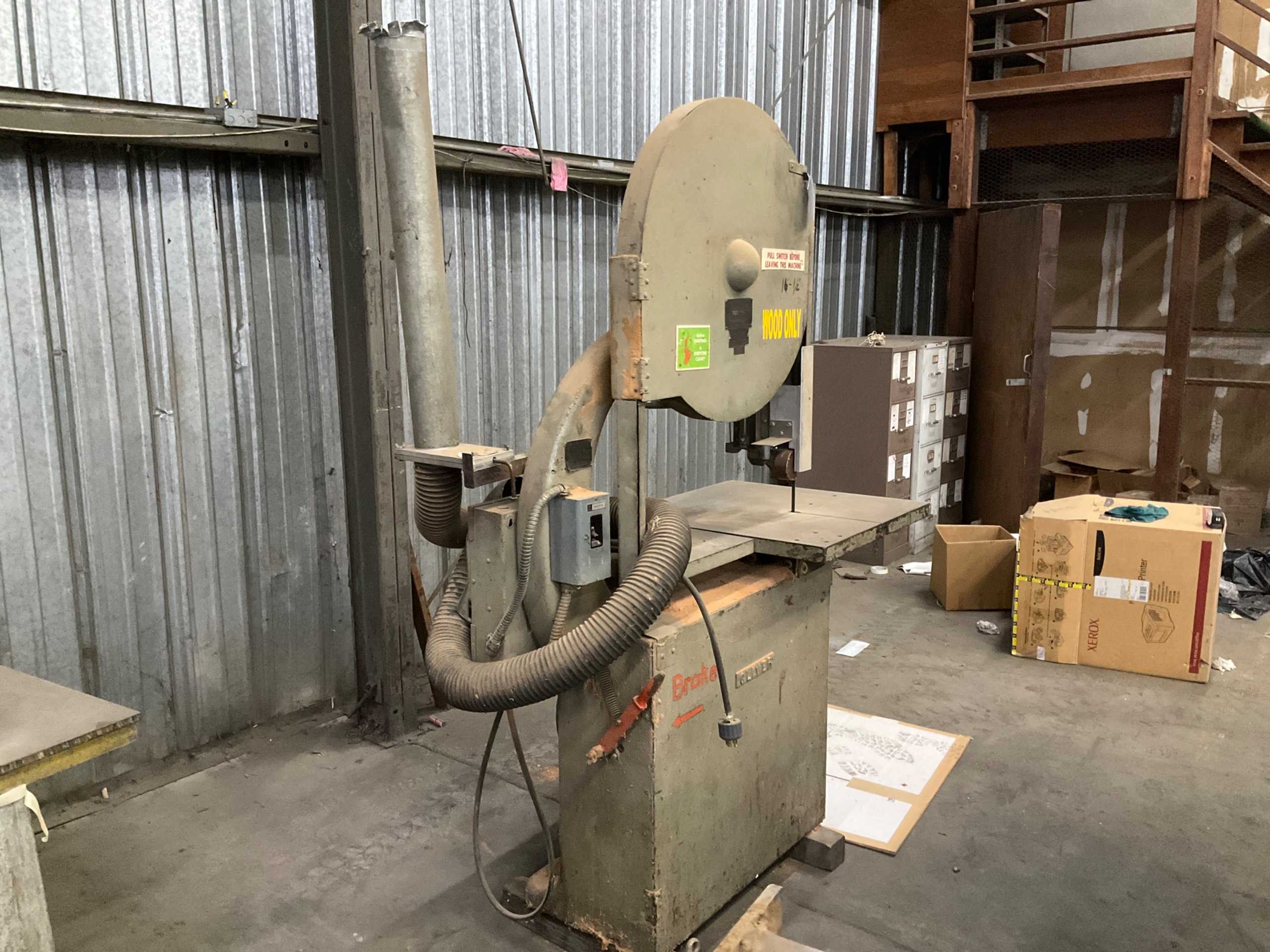 OLIVER MACHINERY CO. 117 VERTICAL BAND SAW - VERTICAL BAND SAW