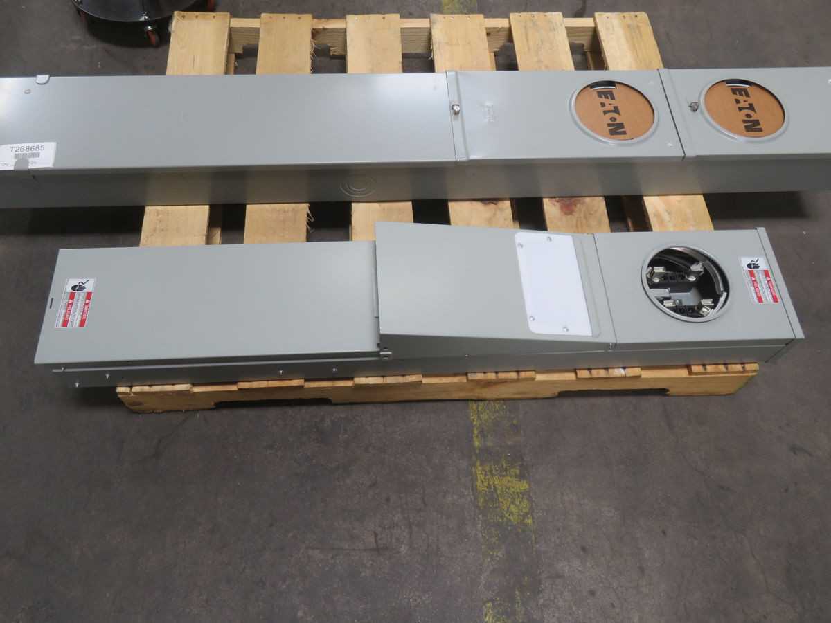 EATON CHM1N9N4NPL PEDESTAL, 200A SVC, 120/240V, 50A RV, 30A RV, 20A GFCI - POWER SUPPLIES