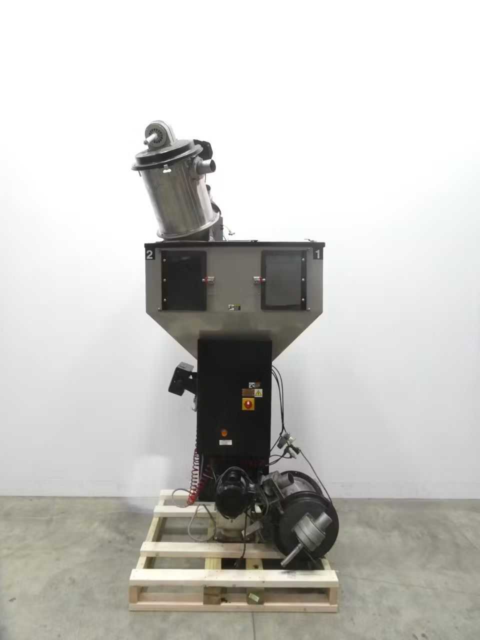 CONAIR TB250 GRAVIMETRIC BLENDER 115V-AC 1PH - BLENDERS