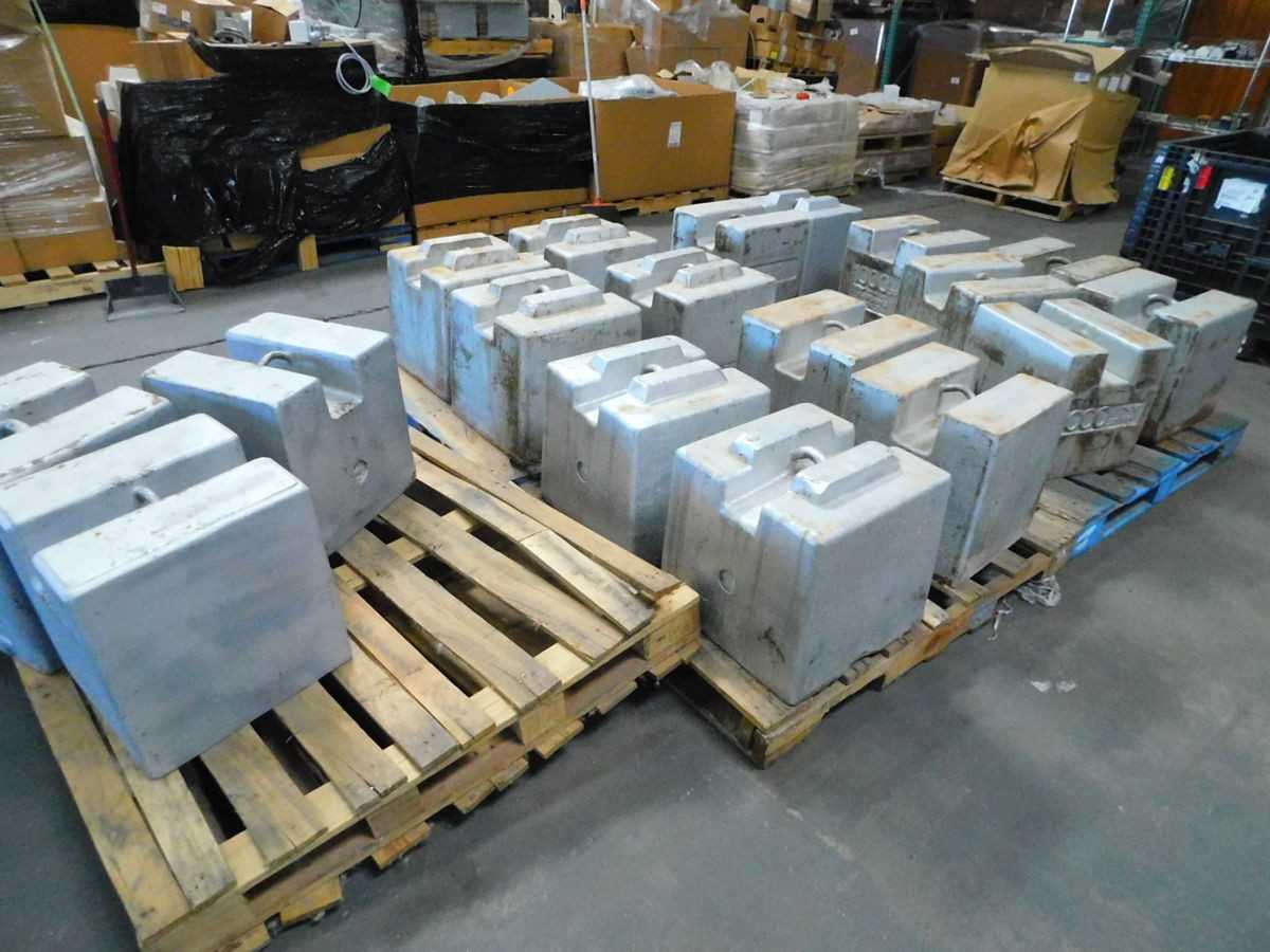 LOT OF 18 FAIRBANKS CALIBRATION WEIGHTS 1000 LB - SCALES