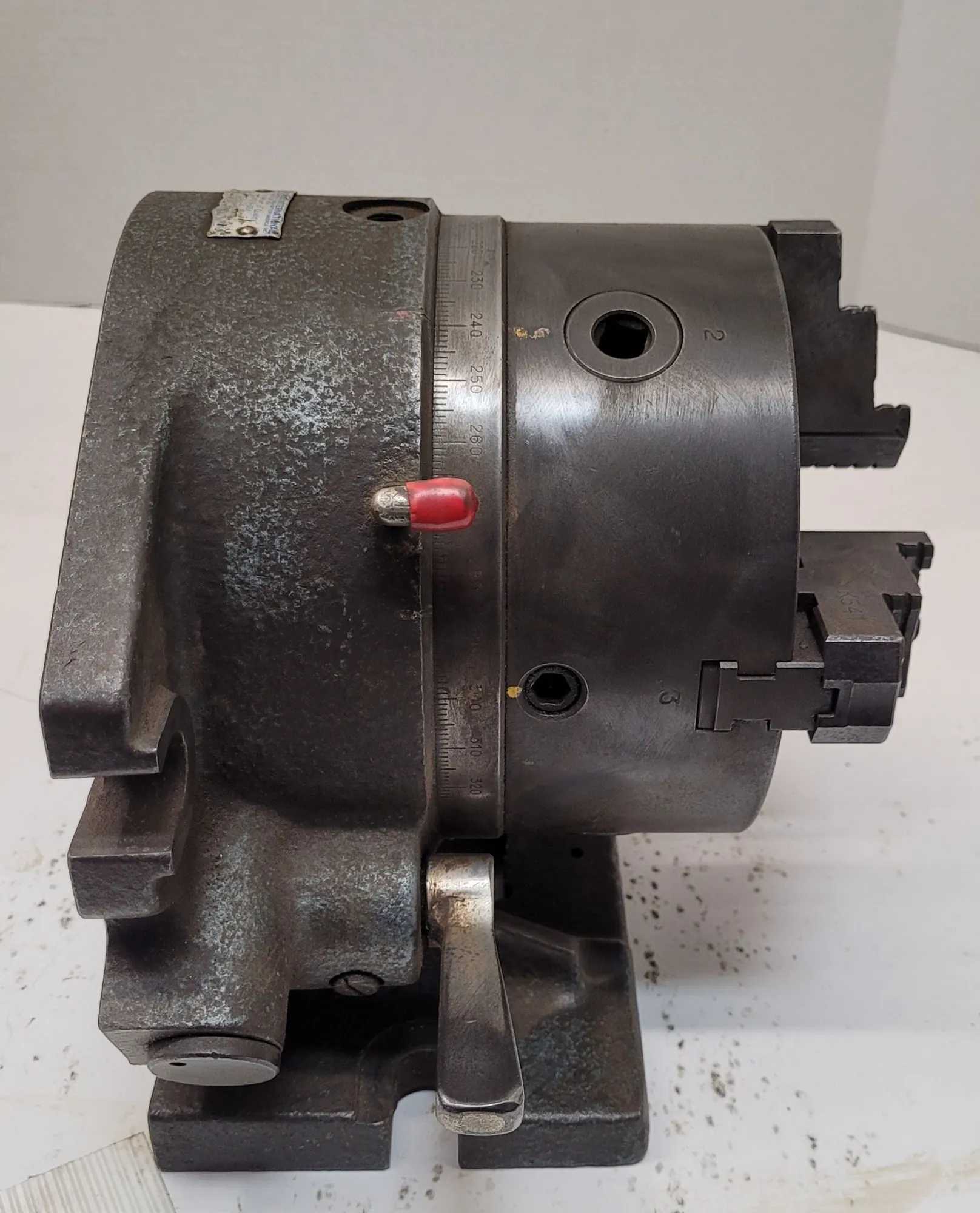 YUASA 550-006 ACCU-DEX ROTARY INDEXER SUPER SPACER W/ 6-1/2" 3 JAW CHUCK - MACHINE TOOLING