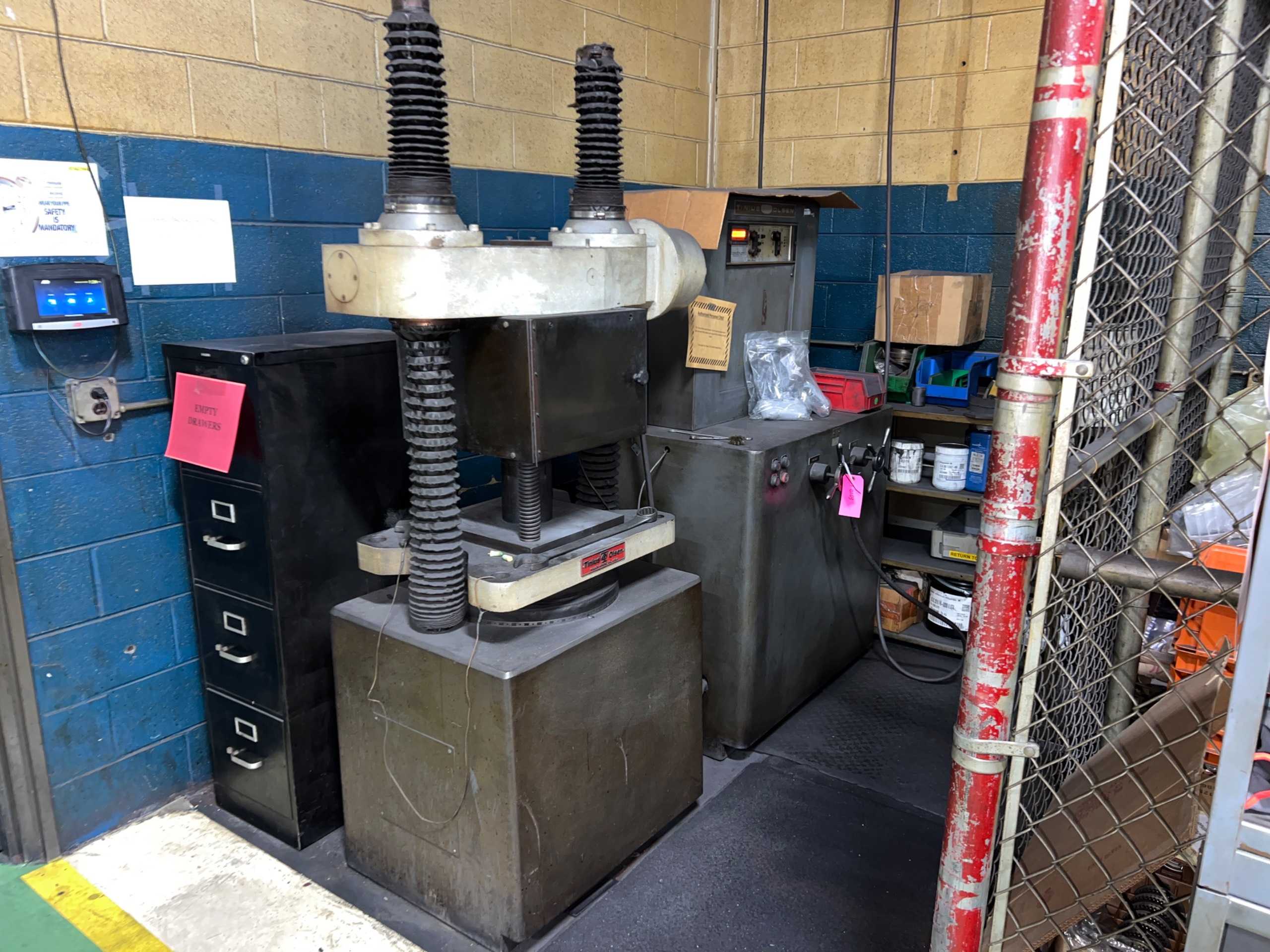TINIUS OLSEN TESTING MACHINE TINIUS OLSEN TESTING MACHINE