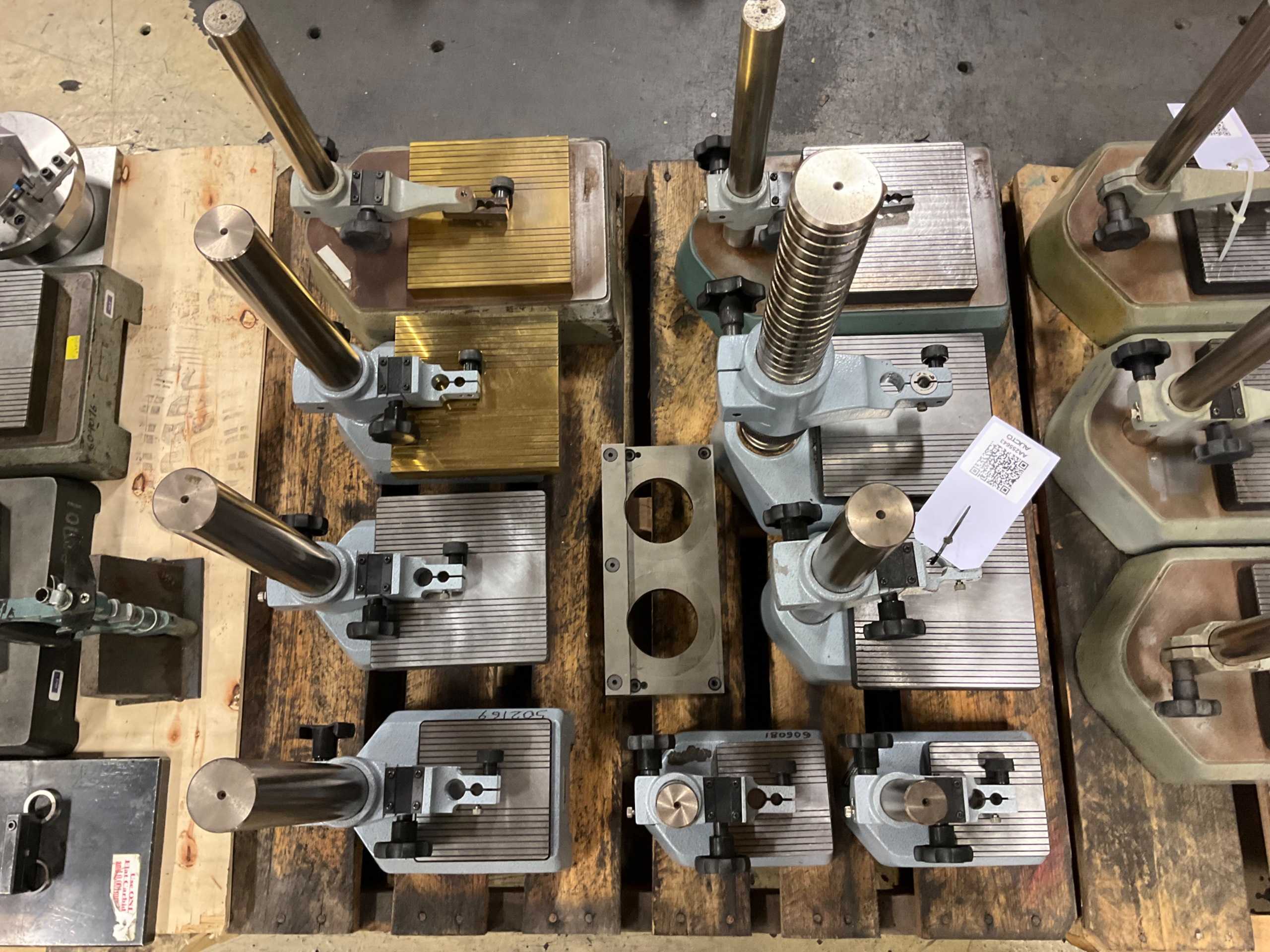 BULK QTY OF GAUGES - DIMENSIONAL MEASUREMENT