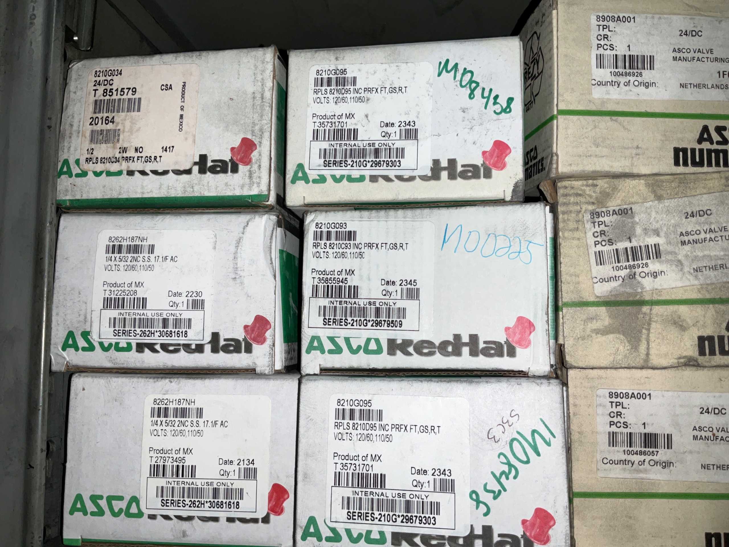 BULK QTY OF SOLENOID VALVES - SOLENOID VALVE