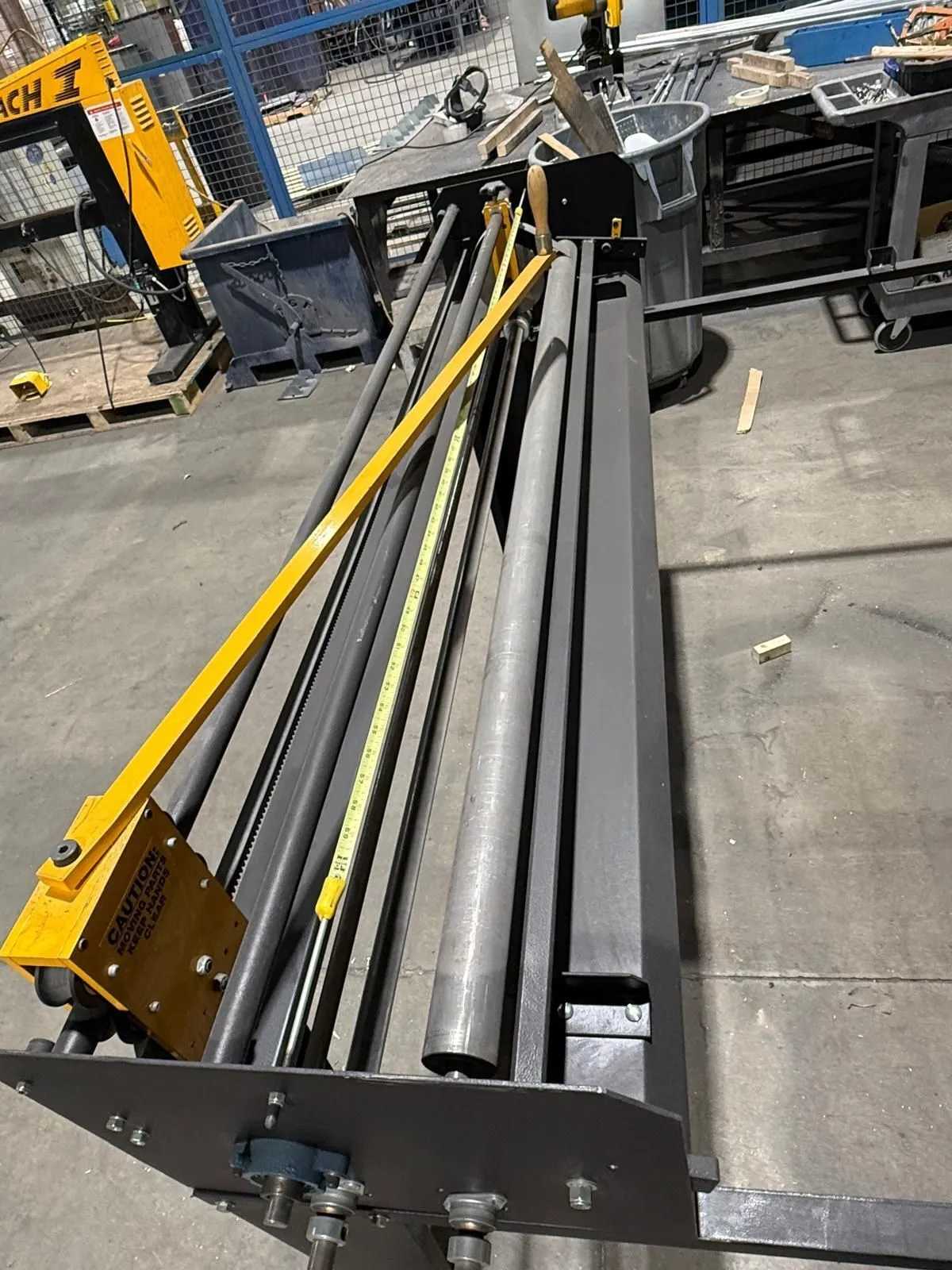 DURO DYNE LSU LINER SIZER, MANUAL, 60" W X 40" D ROLL CAPACITY, 0.5"-2" THK LINER - PROCESS EQUIPMENT