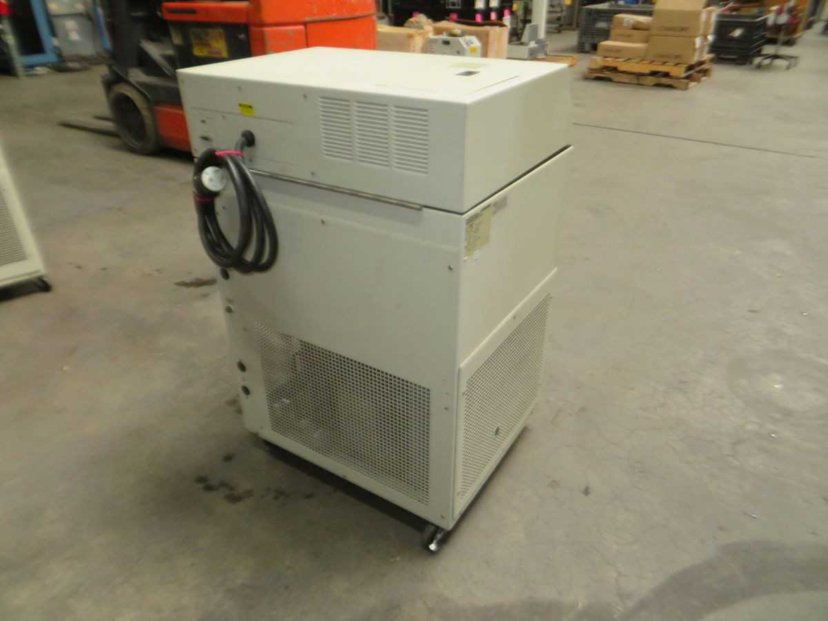 THERMO FISHER SCIENTIFIC HX 150 RECIRC CHILLER, 1500W COOLING, -15C/+35C TEMP, R134A REFRIG - CHILLERS
