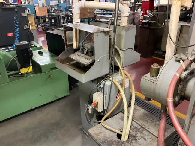 HAMMOND WD-8 TOOL GRINDER - undefined